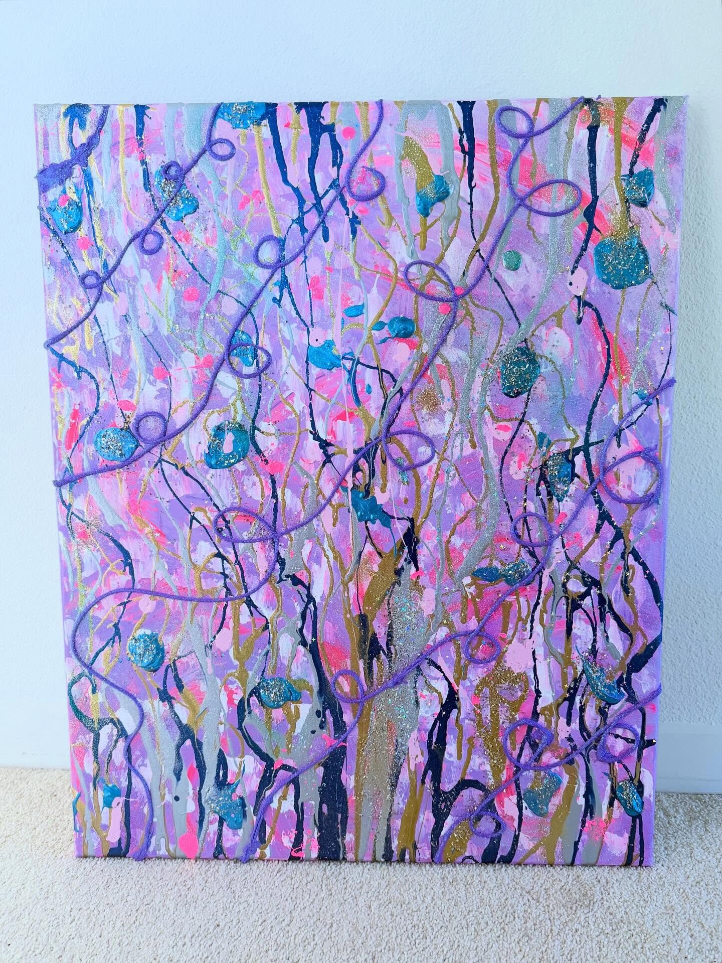This painting makes me happy every time I see it 🩷🎀

#channeledpaintings #acrylicpainter