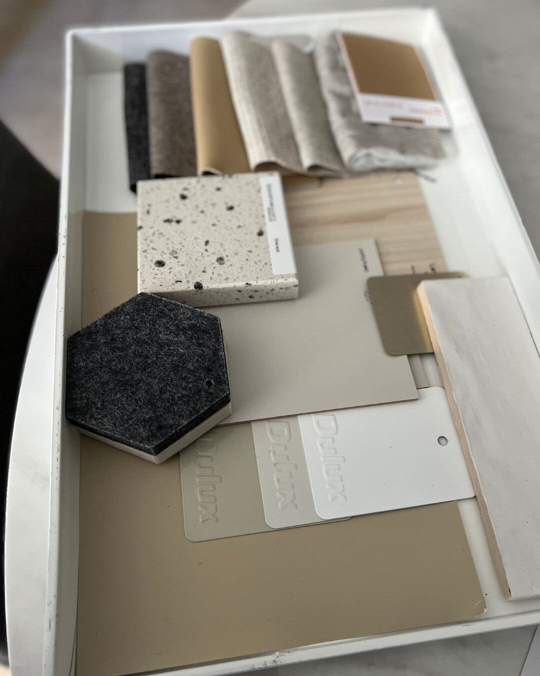 Mood board selections for a corporate client. 

#donnamarieinteriors #interiordesign #styling #design #interiors #luxury #residential #commercial #building #selections #drawing #space #inspiration #colour #texture #finishes #texture #palette #concept