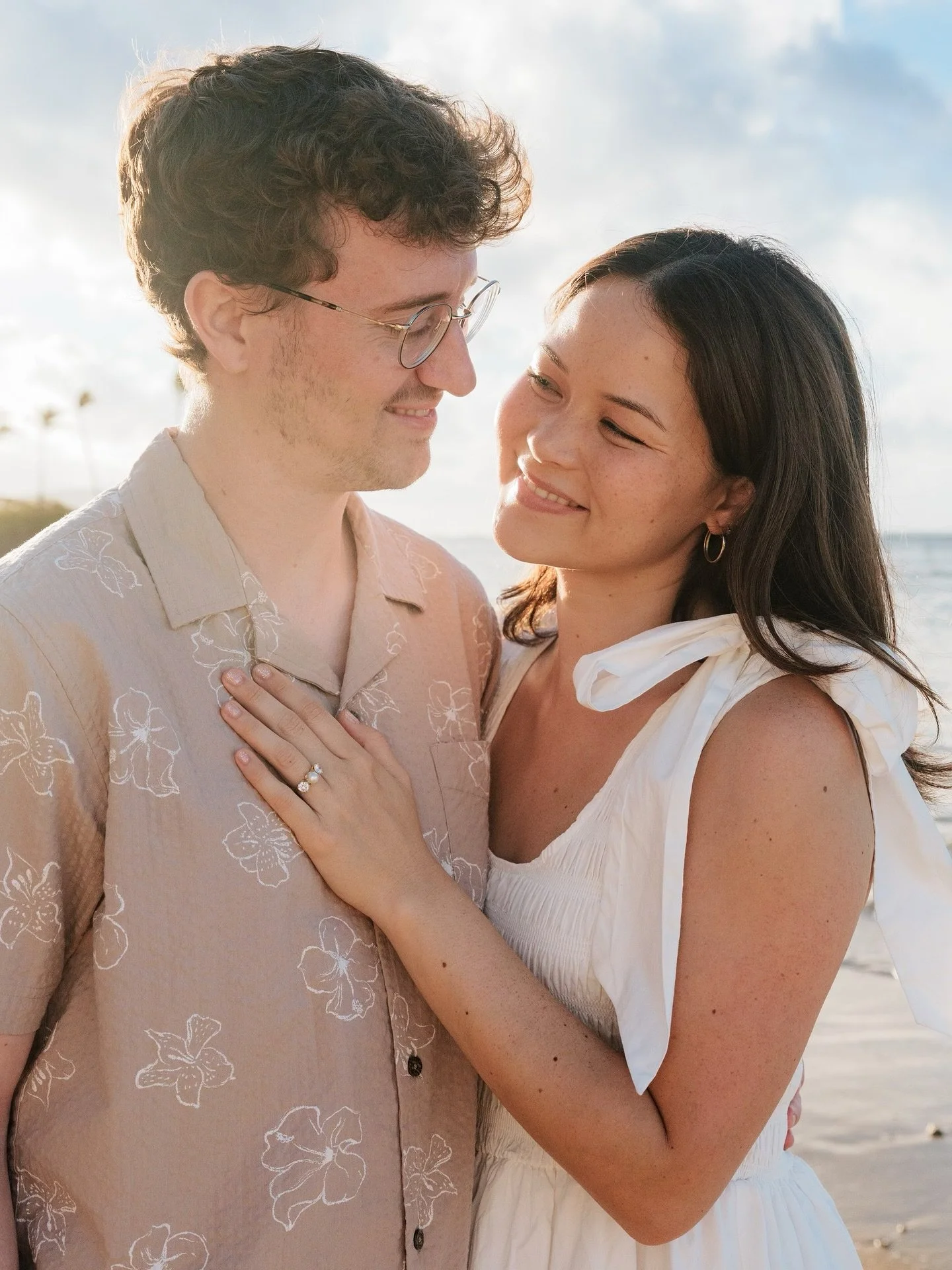 Congratulations Lucas &amp; Lizzy on a beautiful engagement! A proposal in Hawaii with family present to celebrate.

It is especially special for us when we get to meet both parts of a couple through the custom engagement ring design process, and thi