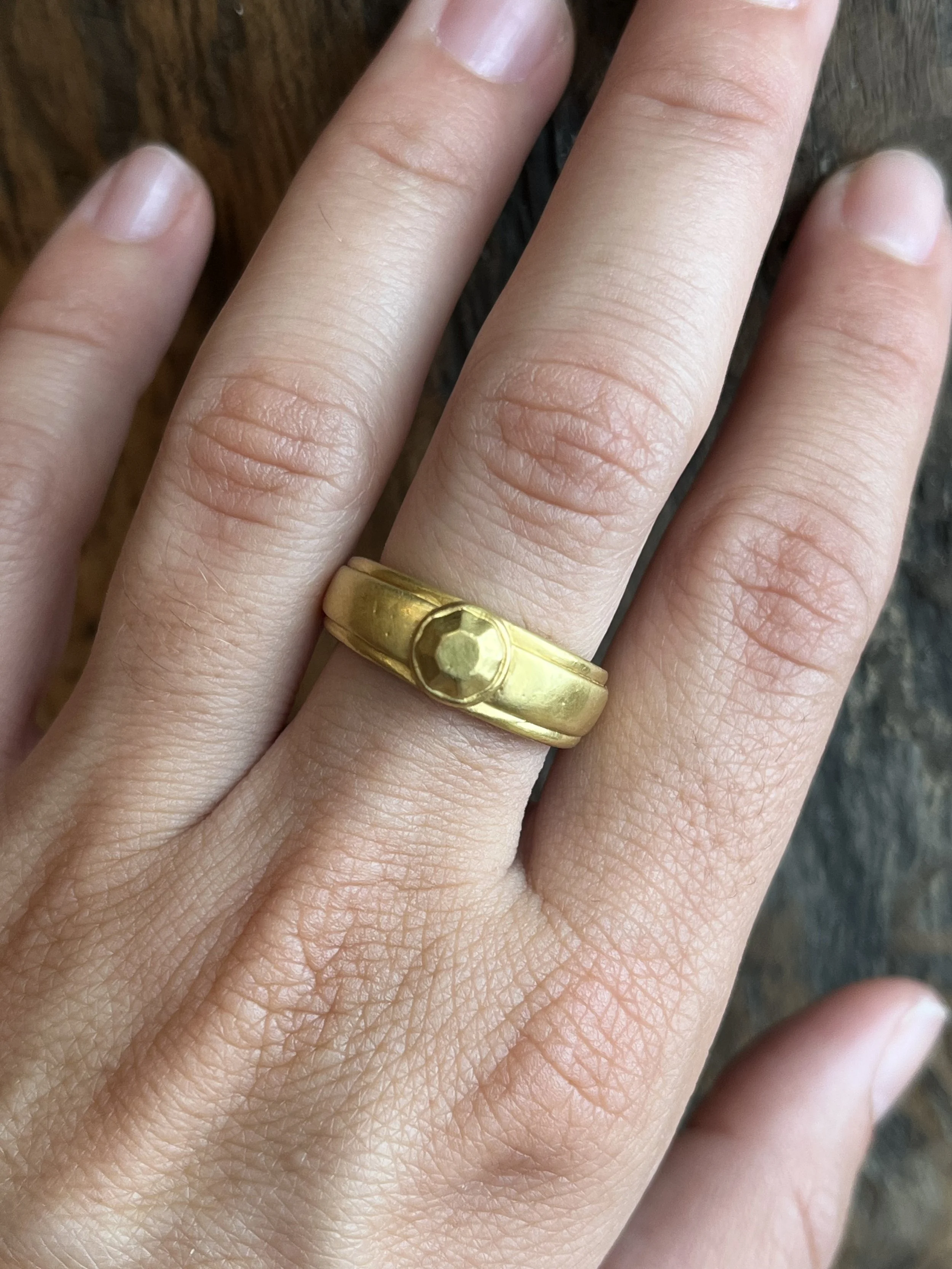 stepped-edge-gold-stone-ring-2.jpg