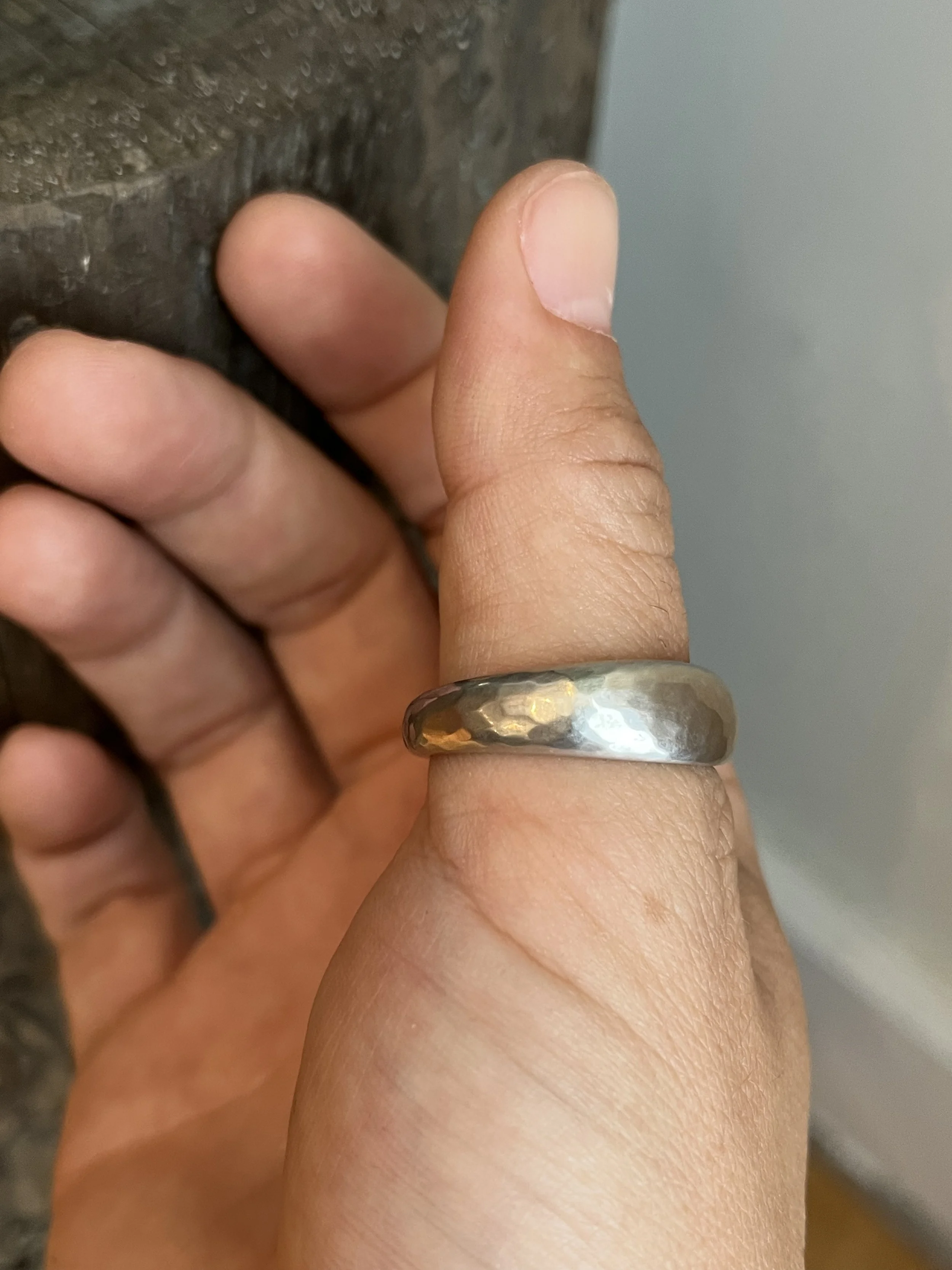 tapered-platinum-wedding-band-8.jpg