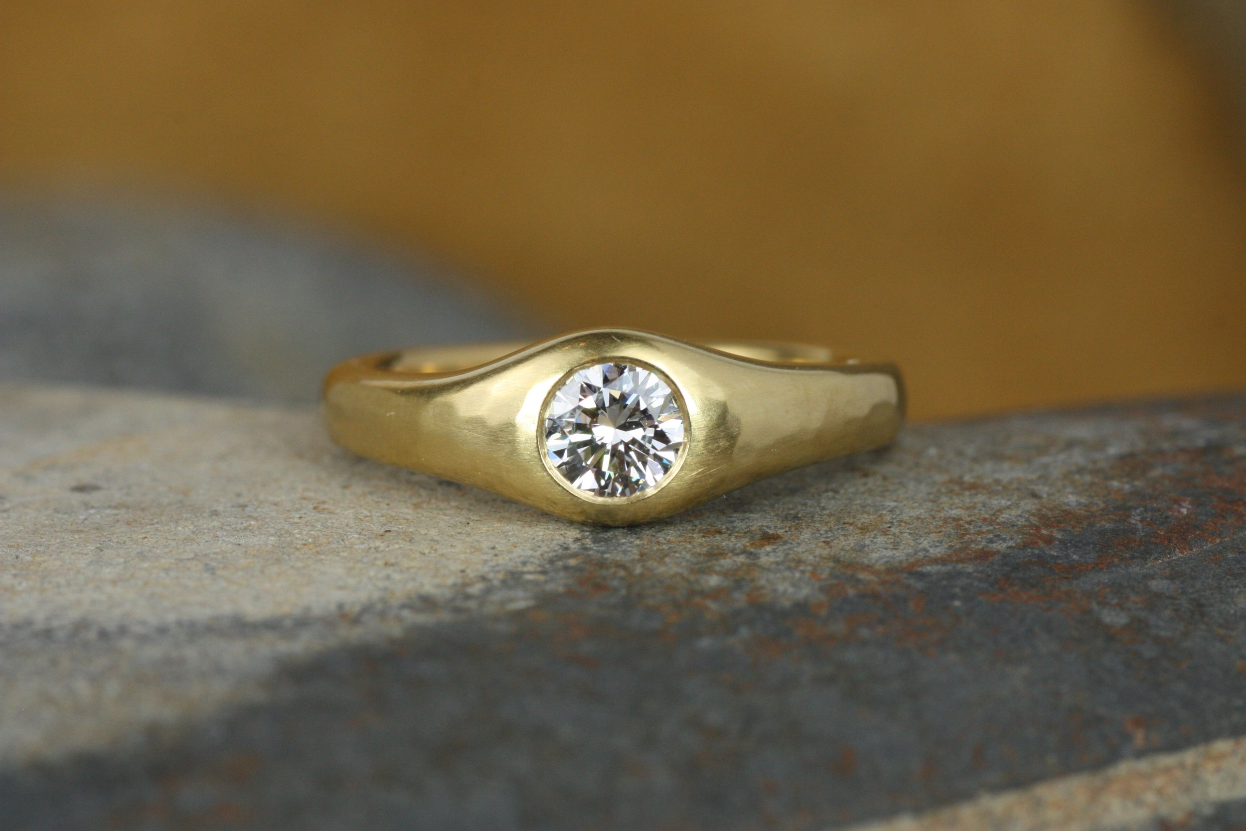 0.45CT Round Brilliant Natural Diamond Gypsy Ring