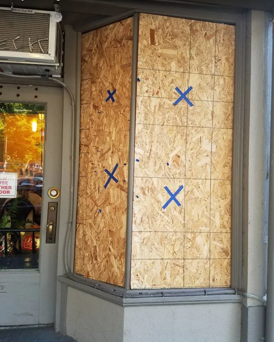 24/7 Emergency Board-up Service