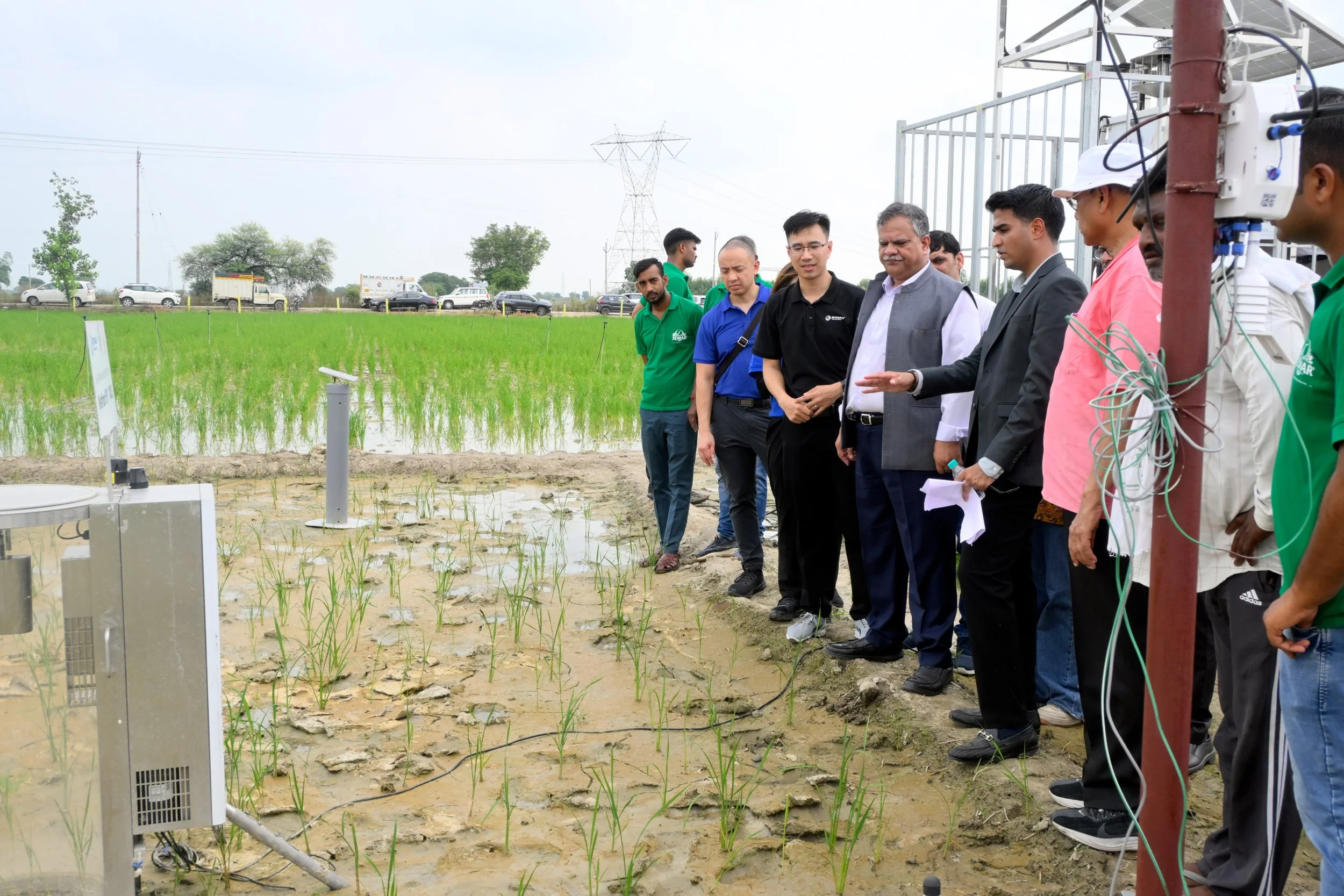 Officials observe RYNAN's AI-powered insect monitoring, methane monitoring and IoT farming technologies during the sustainable agriculture pilot launch in Uttar Pradesh.