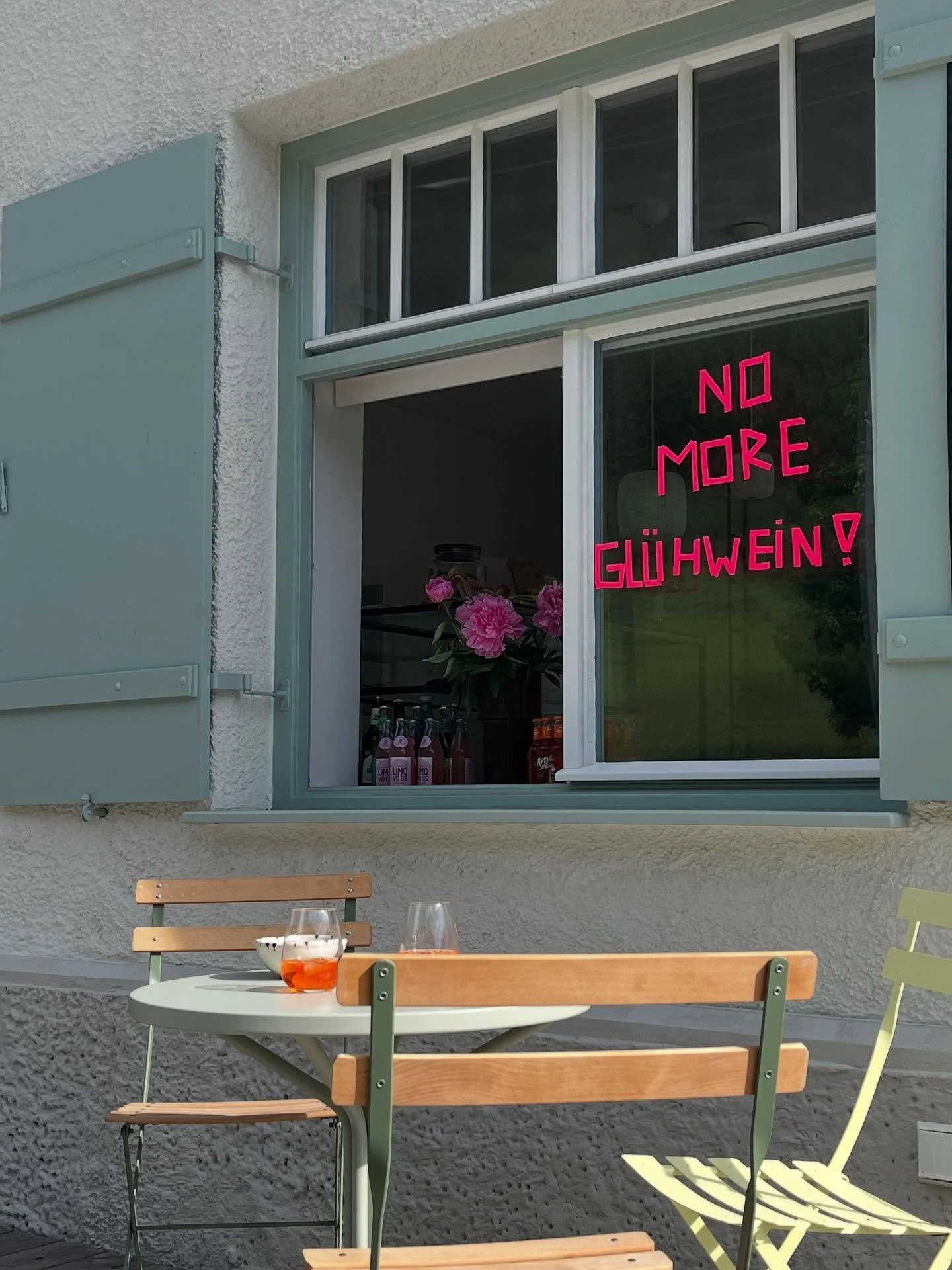 Wir starten in den Sommer ☀️ .
.
.
.
.
#tirol #hotel #tirolerzugspitzarena #lermooser #lermoos #zugspitze #kiosk #grubigstein #wandern #prettyhotels #mountainbike #gravel