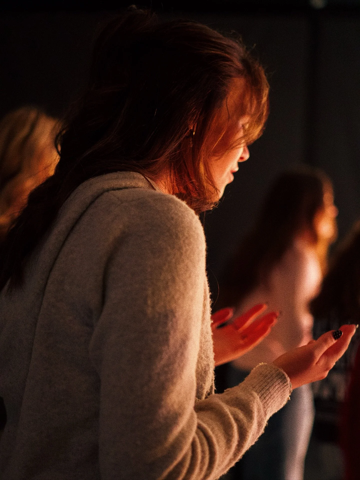 beholding Jesus together makes our hearts so full ❤️&zwj;🔥 see you next seeker sunday 21.12.25, save the date ⭐️