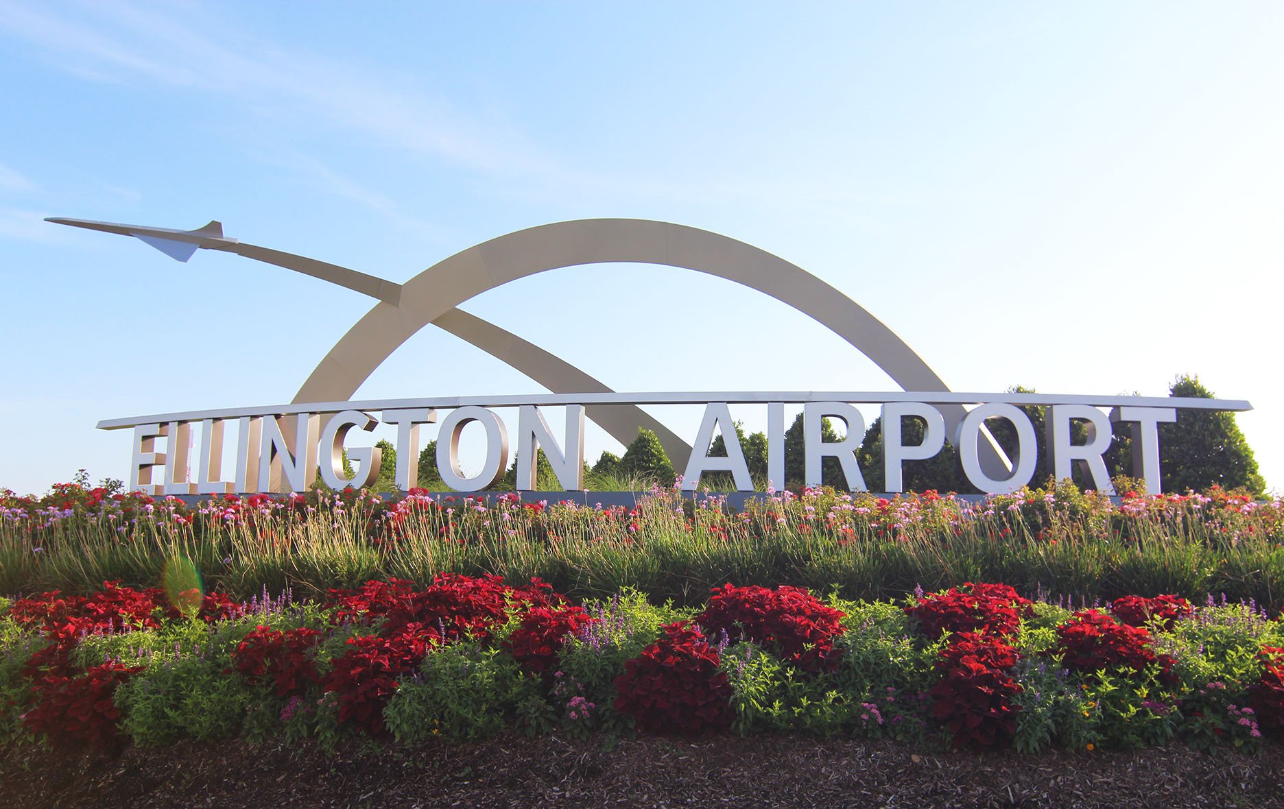Aerospace_Ellington-Airport-Sign-1.jpg