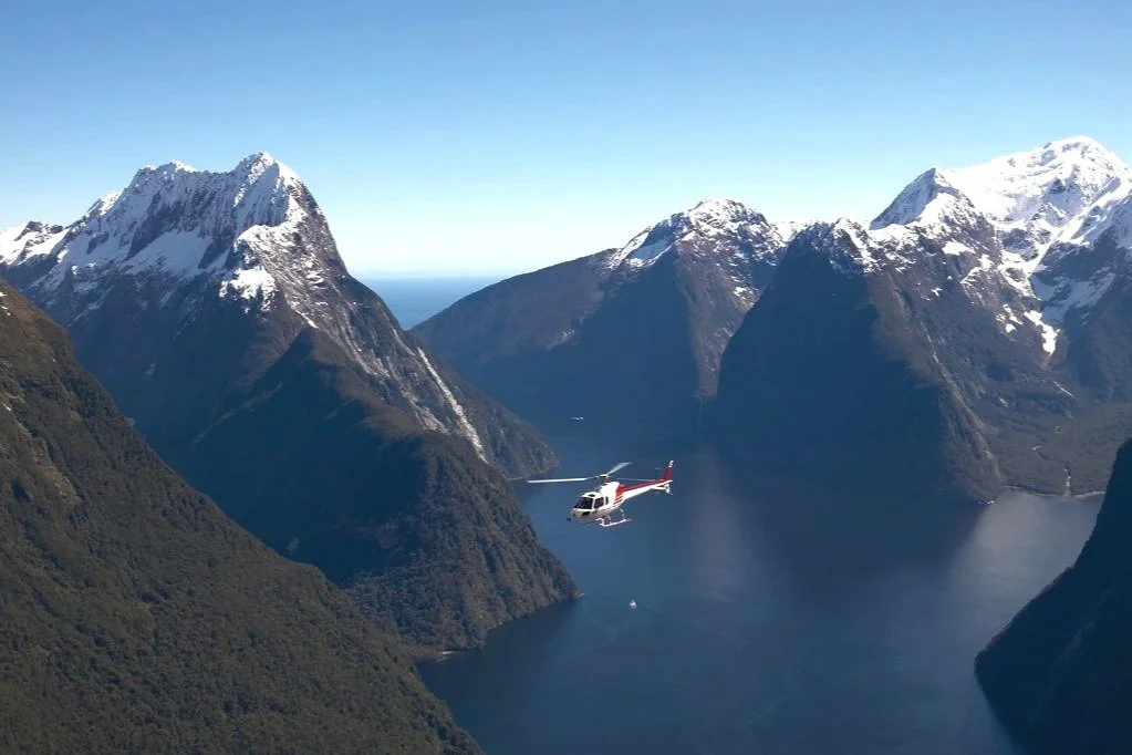 Scenic Flight &amp; Cruise at Milford Sound