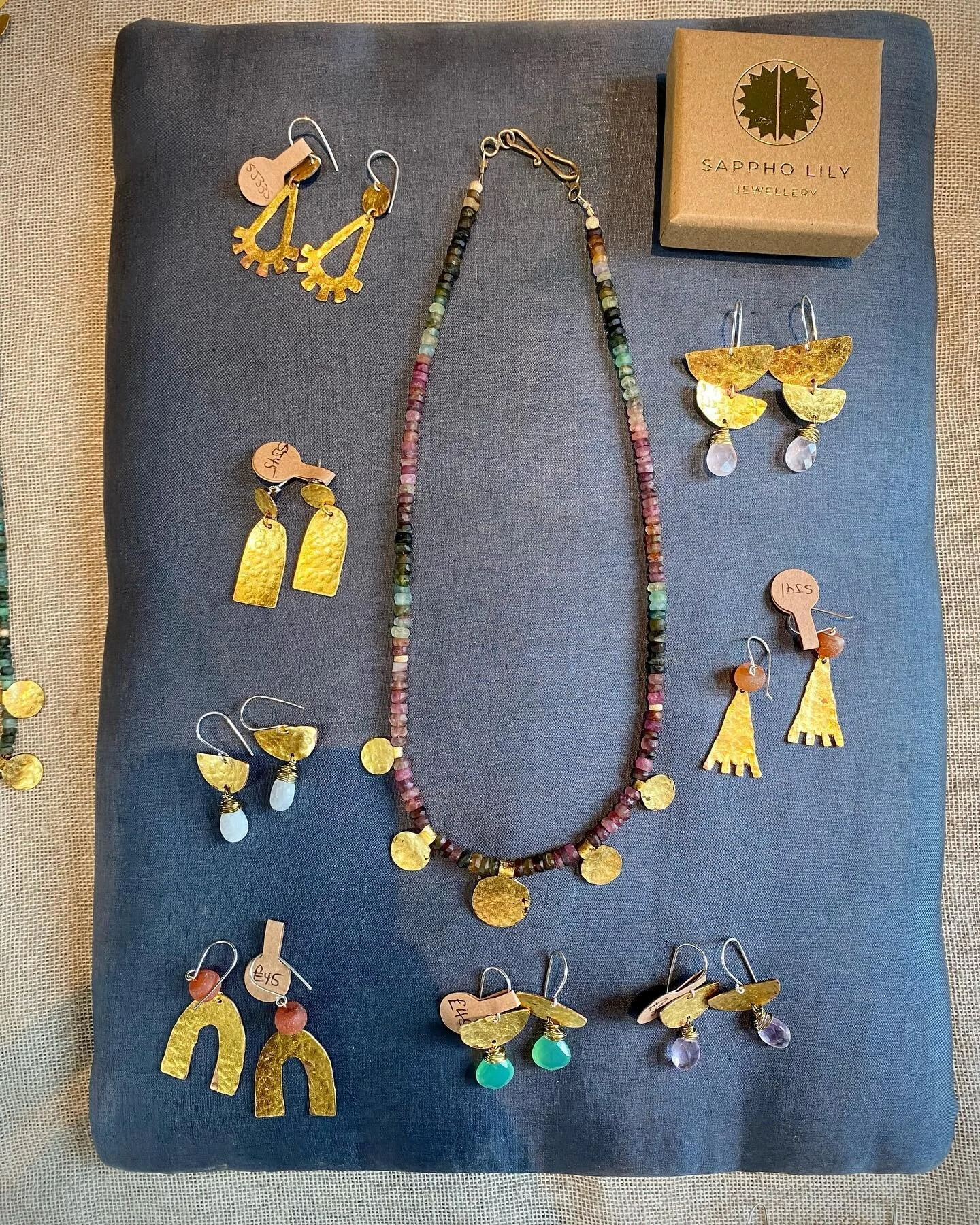Looking pretty at landscove breakfast market this morning. Here till 12 with some new jewellery pieces and hand carved olive wood.