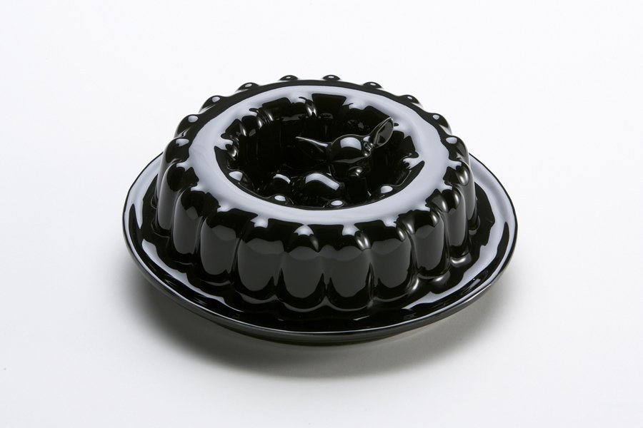 SueJohnson_JelloSurprise(Fawn)_BlackSet.jpg
