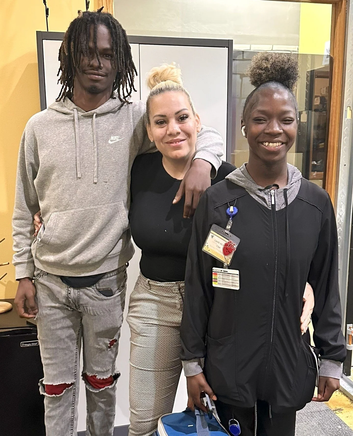 Two of our amazing alumni stopped by Castle East last week to share their love and support! We love seeing how our school has helped shape their journeys and created lasting opportunities. One of our visitors was part of the STNA program and is now p