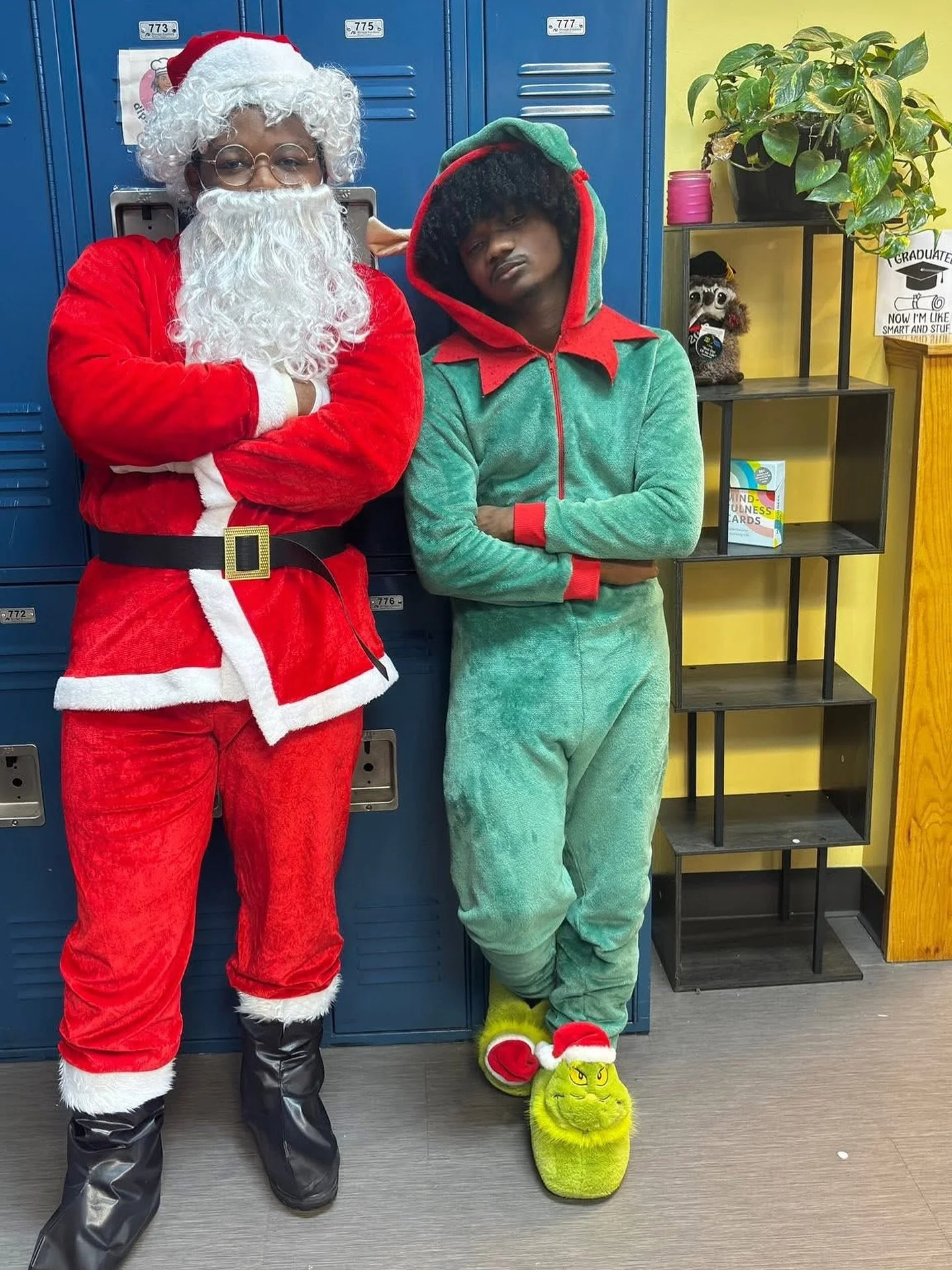 More from yesterday at Castle East! Enjoy winter break, we will see you back on January 5th✨💙💛

#CastleEast #WinterBreak #StudentSuccess