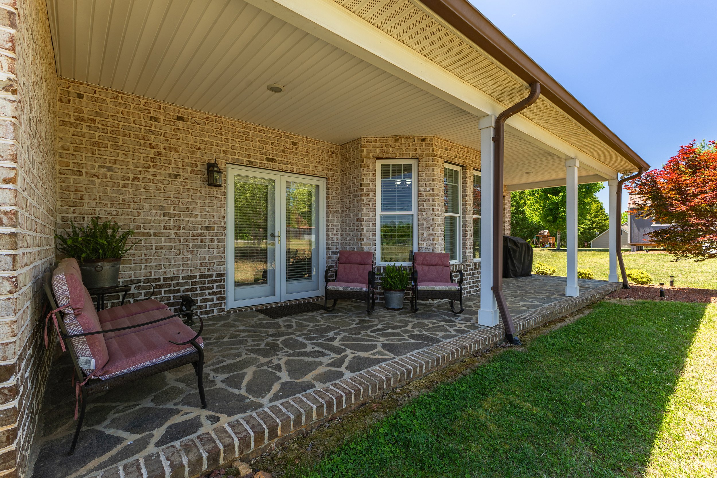 31-print-130 Northwood Hill Rd-31.jpg