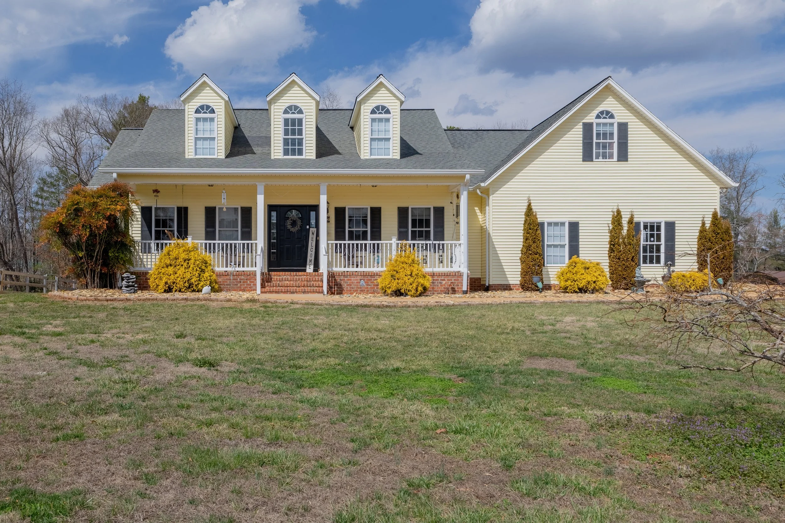 3131 Christie Rd-2.jpg