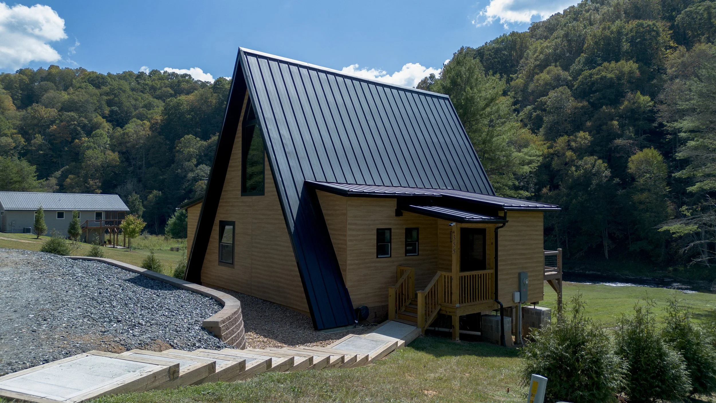 355 S River Hills Rd-76.jpg
