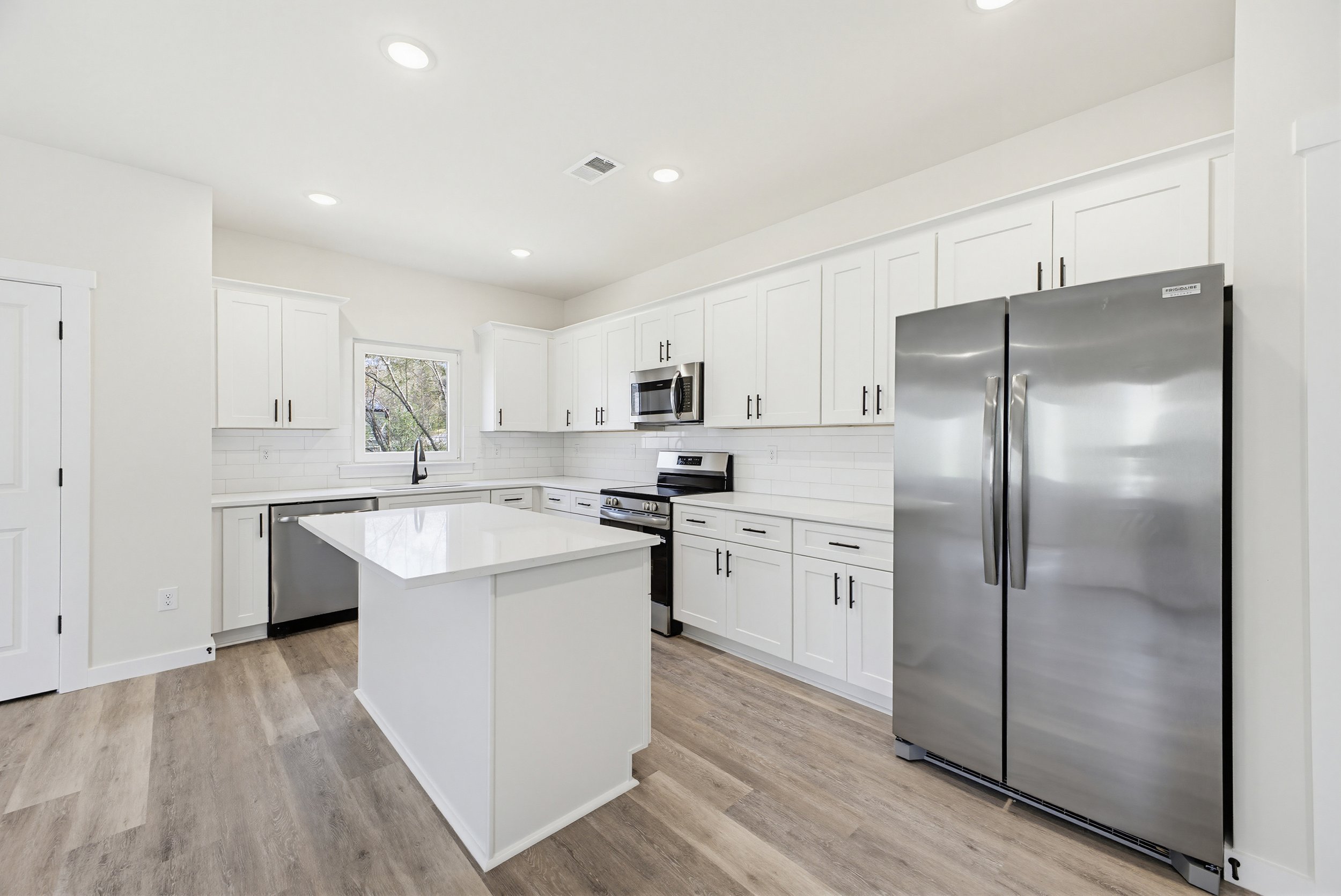 11-print-2332 Merts Way-11.jpg