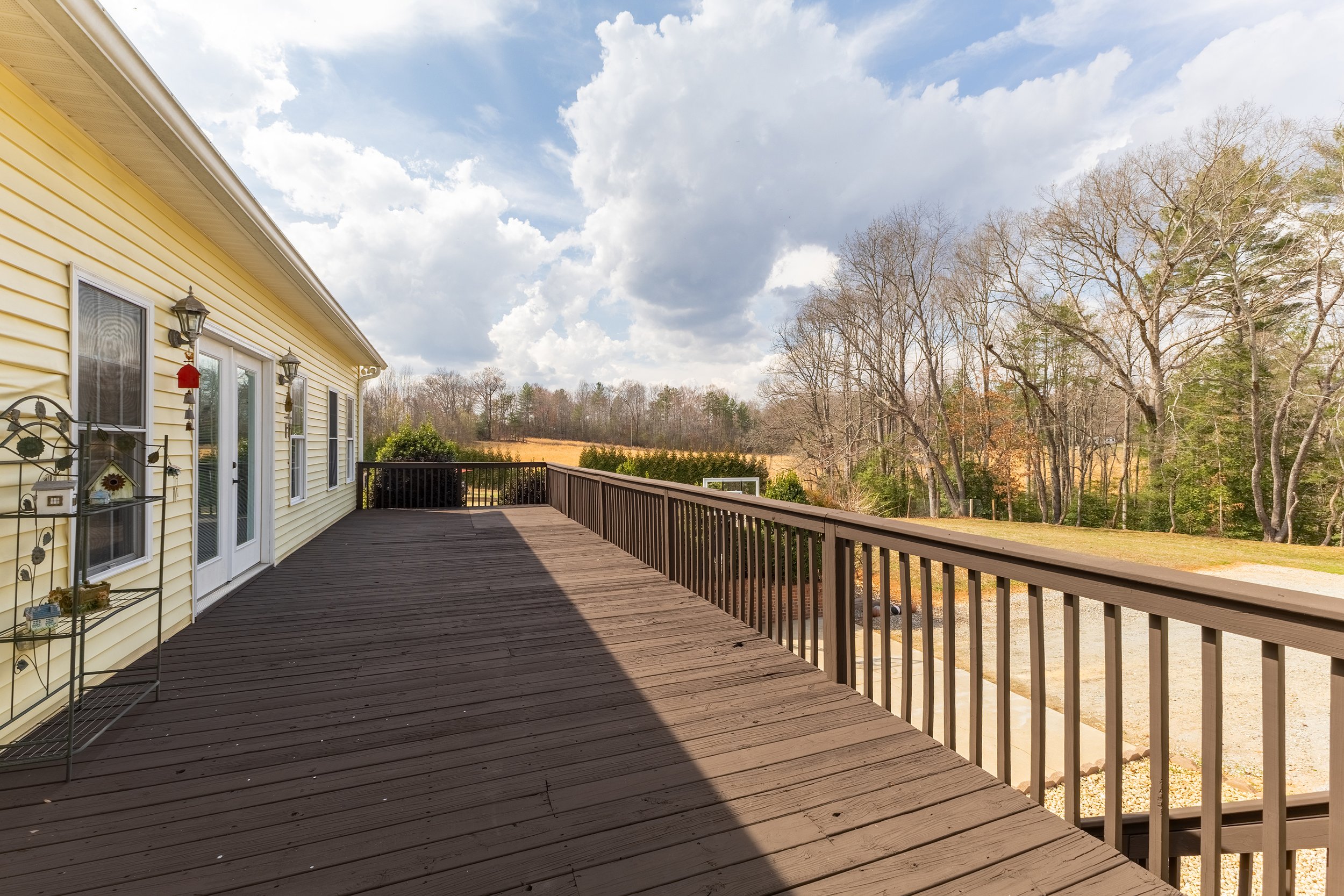 3131 Christie Rd-10.jpg