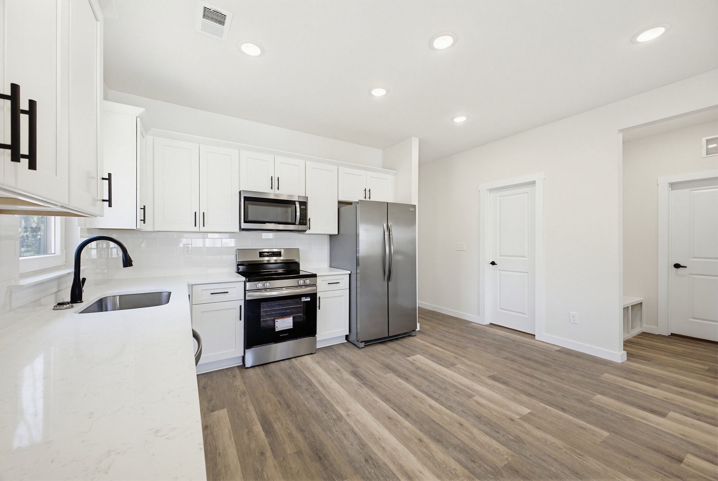 12-print-2331 Merts Way-12.jpg