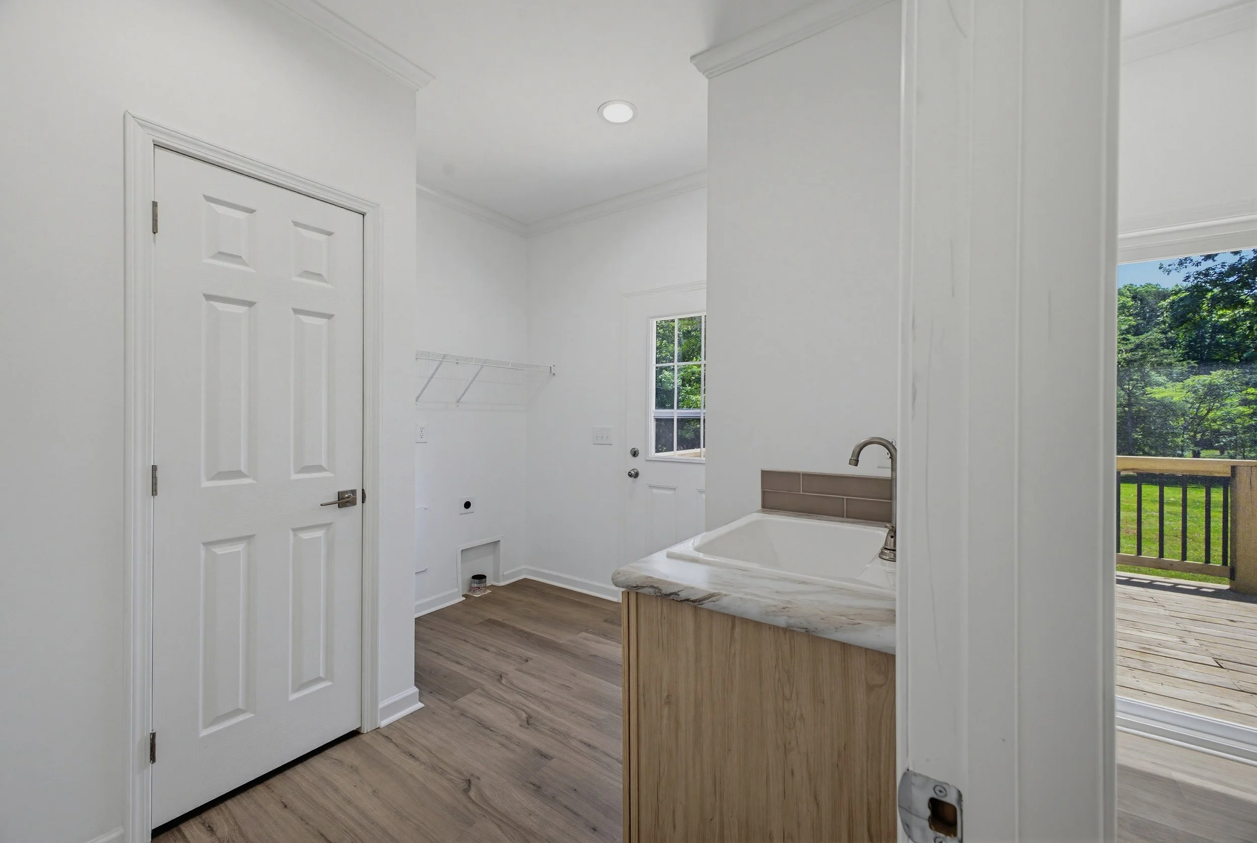 29-print-111 Sarah Ave-29.jpg