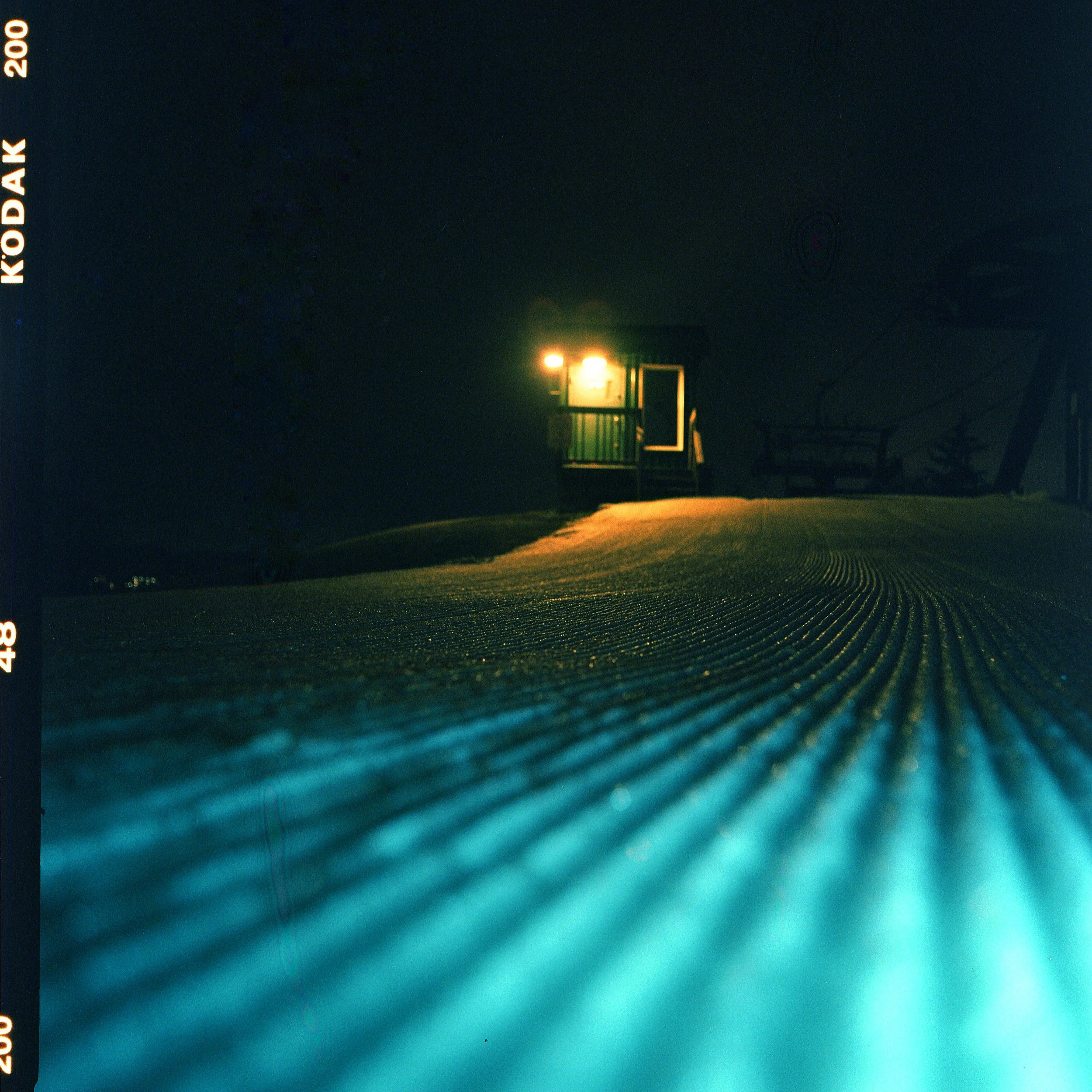 📸 hasselblad500el  🎞️   kodakgold200