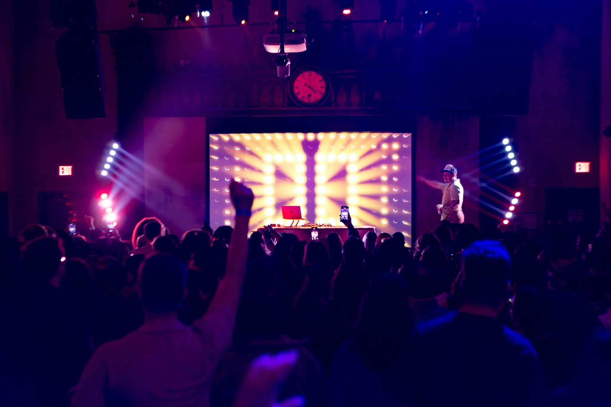 260123-Broadway Rave_1.jpg