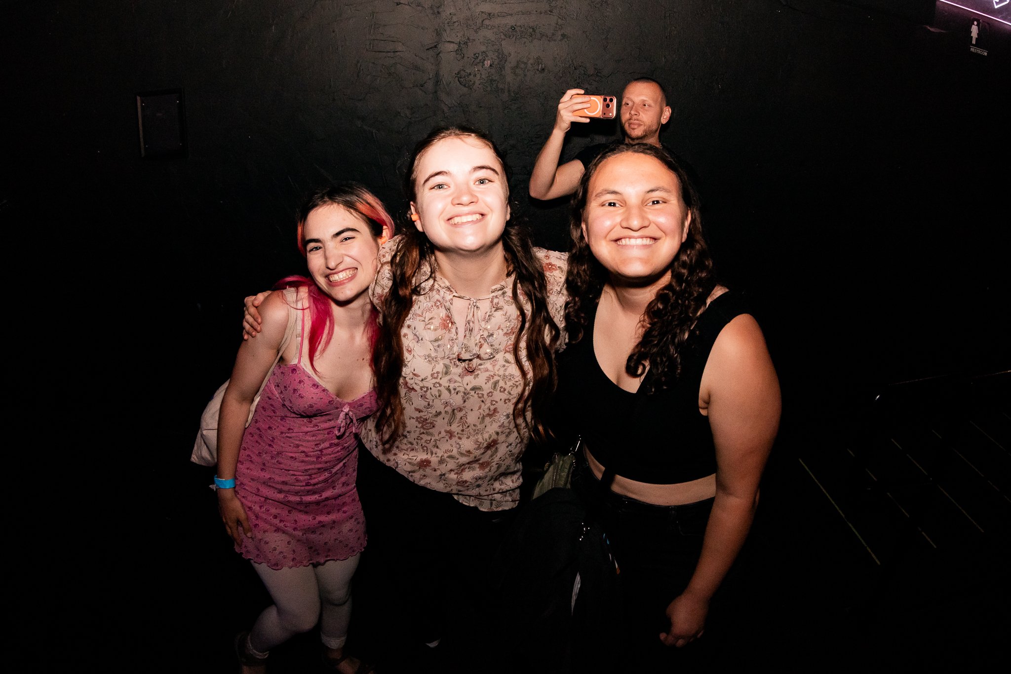 BR-JUNE5LA-ALEXLYON-4.jpg
