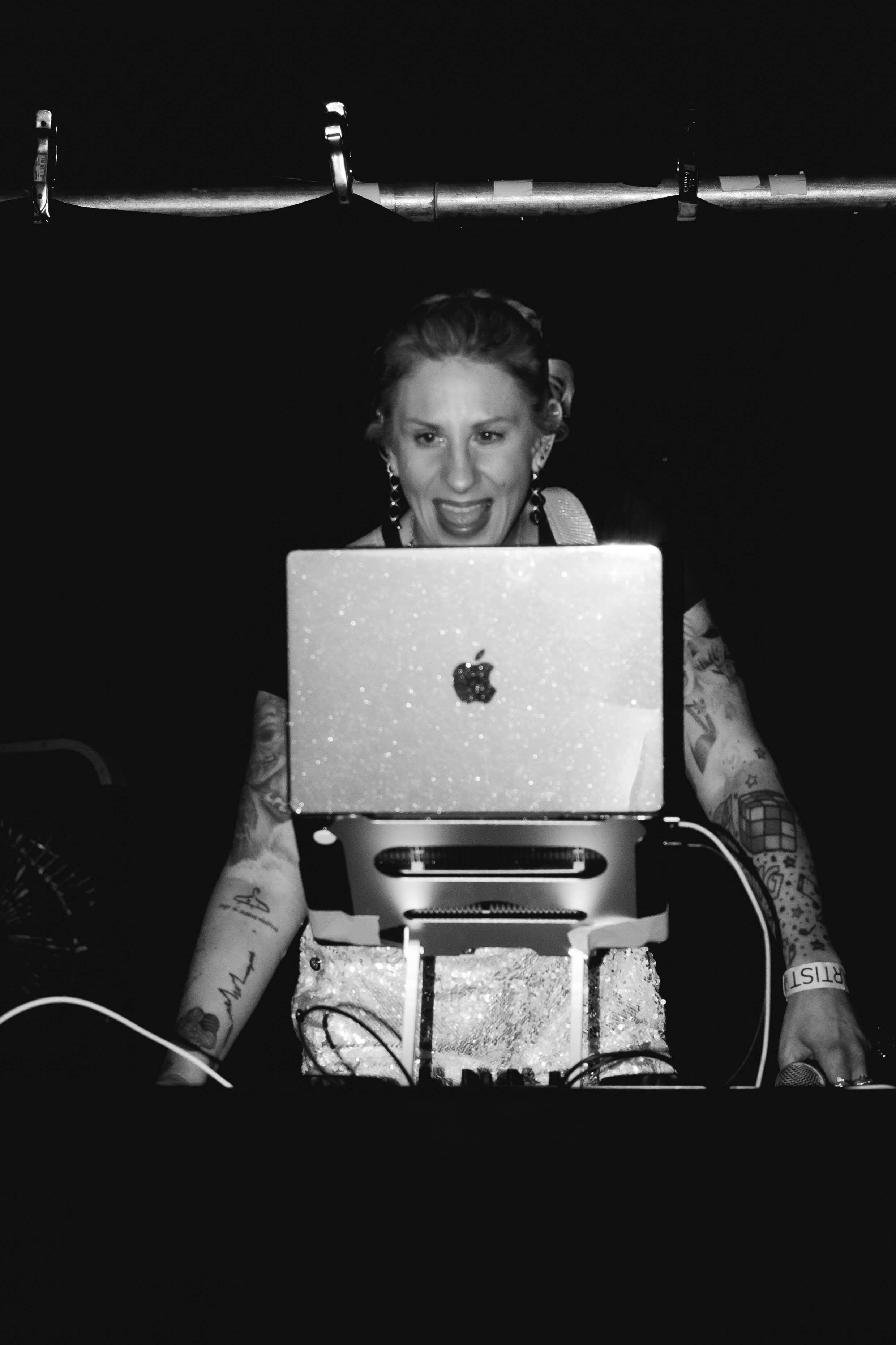 BroadwayRaveHouston-06-26-20.jpg