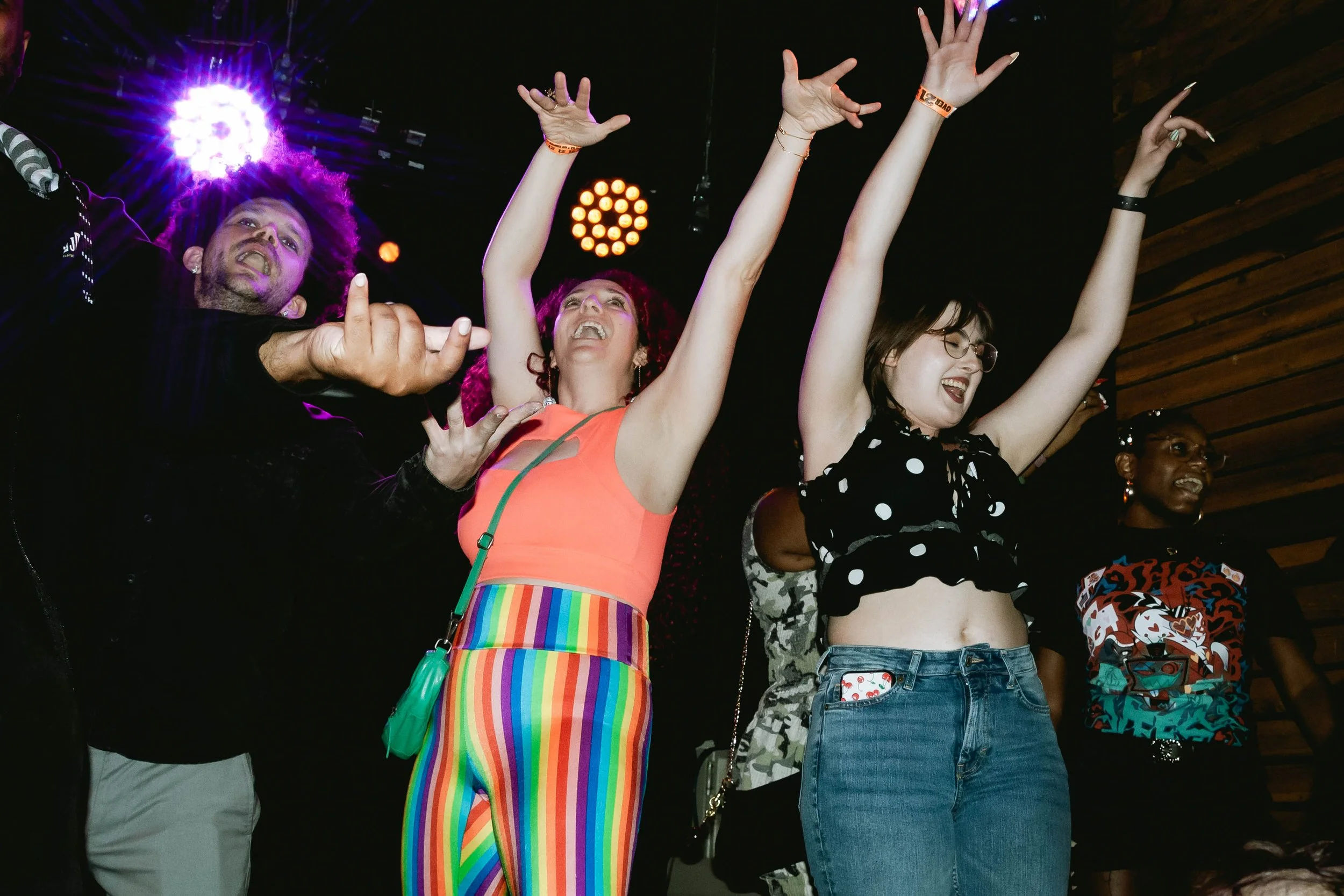 BroadwayRaveHouston-06-26-42.jpg