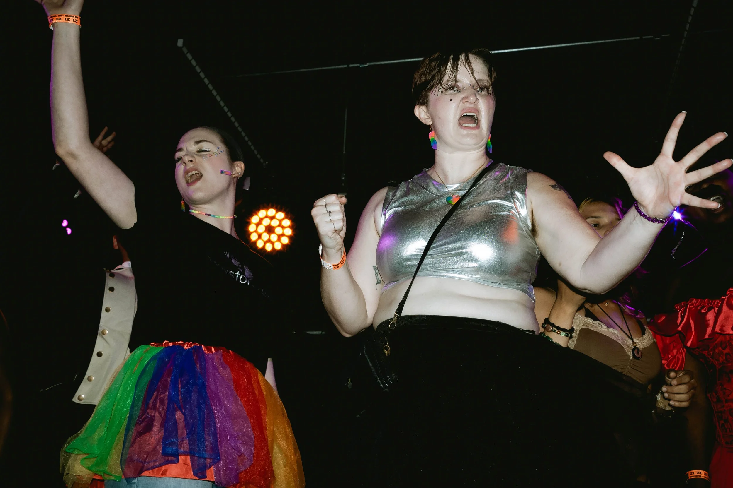 BroadwayRaveHouston-06-26-48.jpg