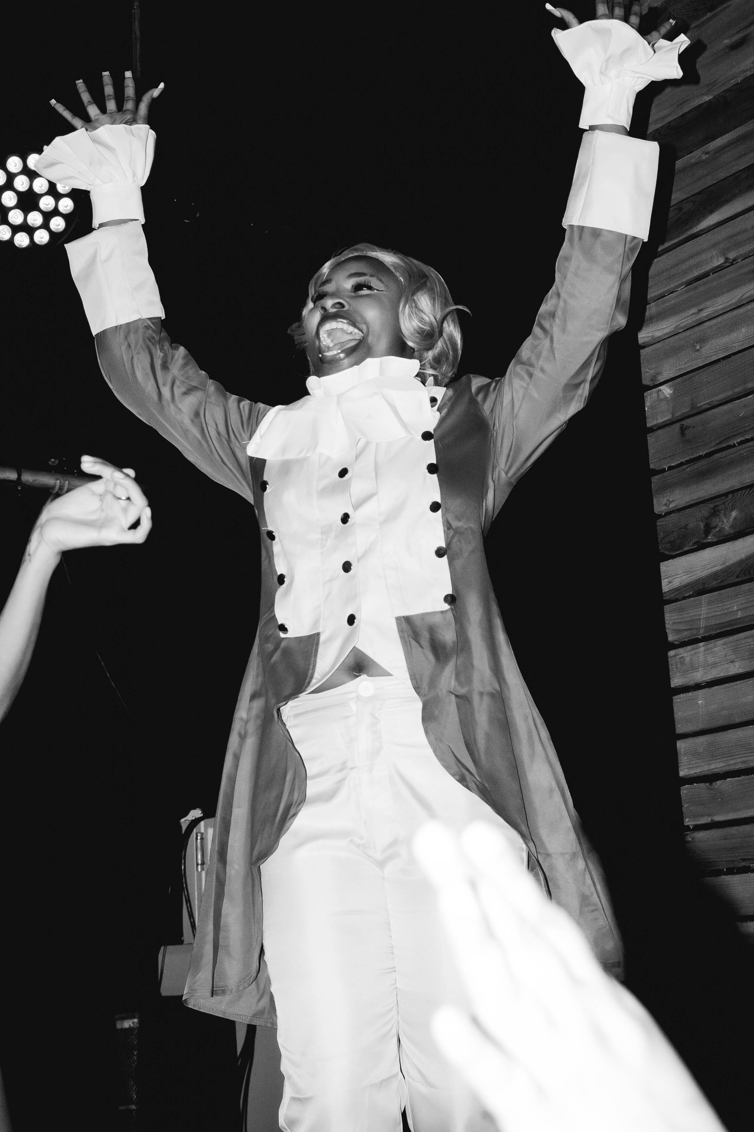 BroadwayRaveHouston-06-26-51.jpg