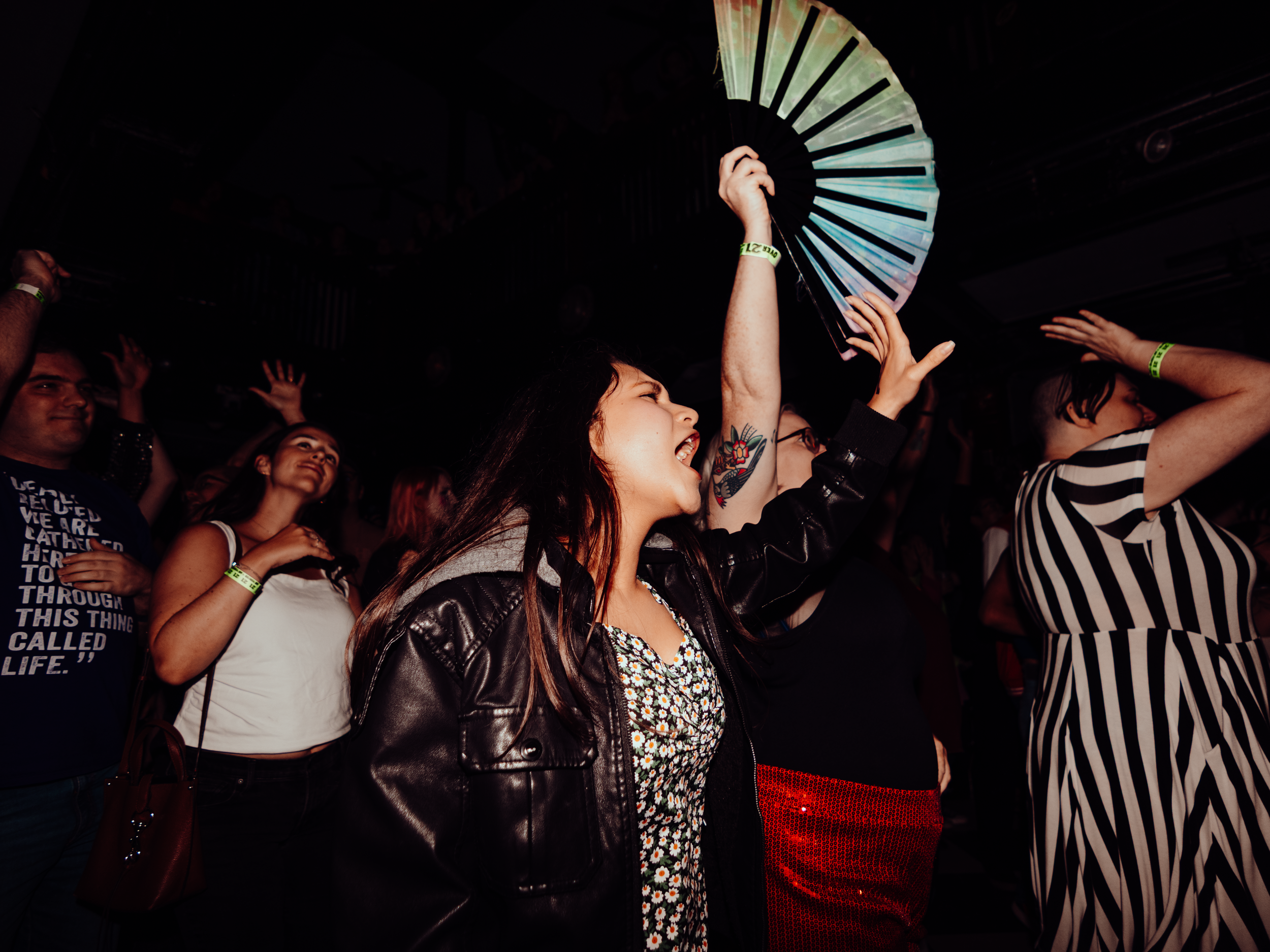 broadway rave-10.png