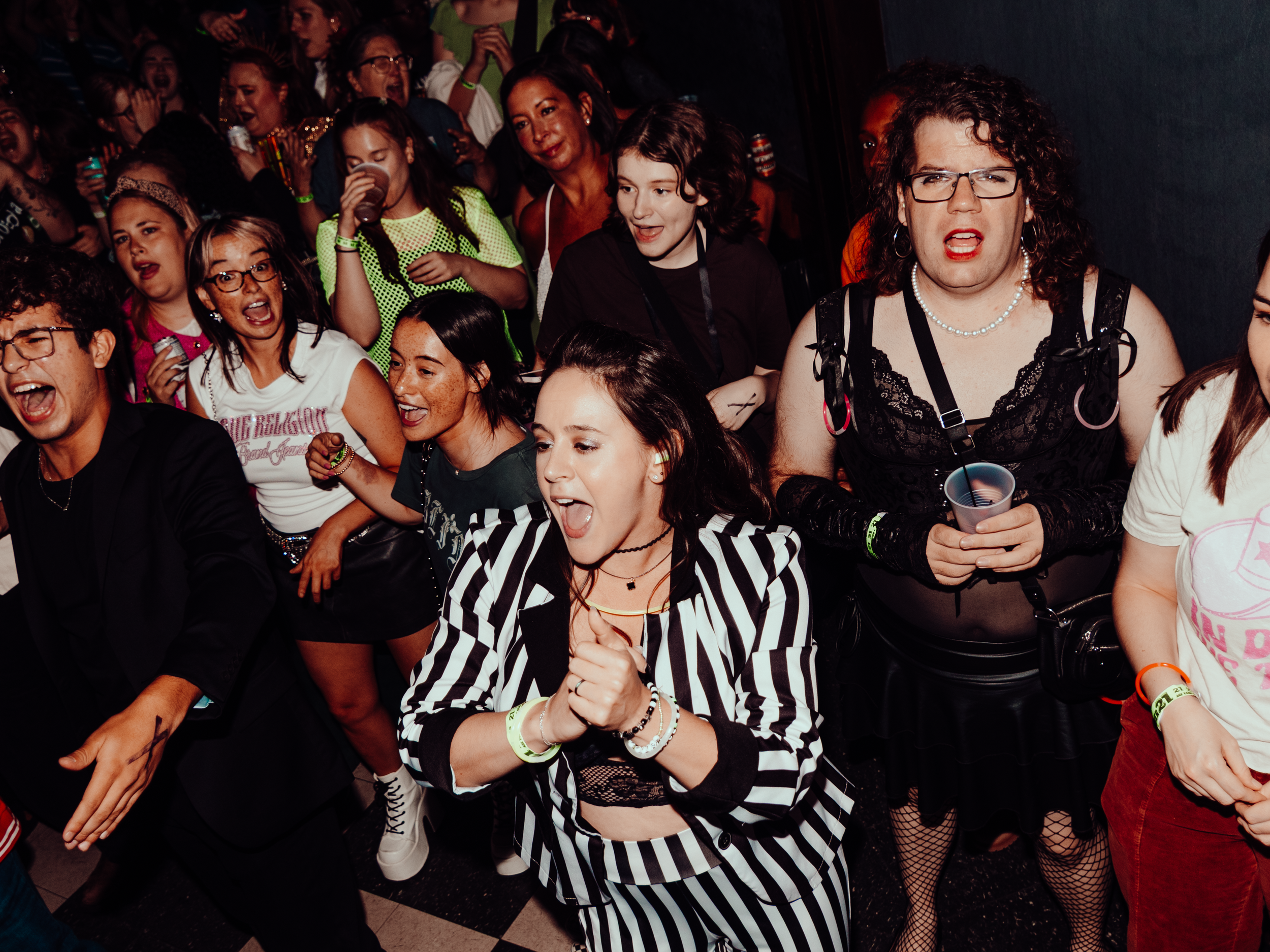 broadway rave-16.png