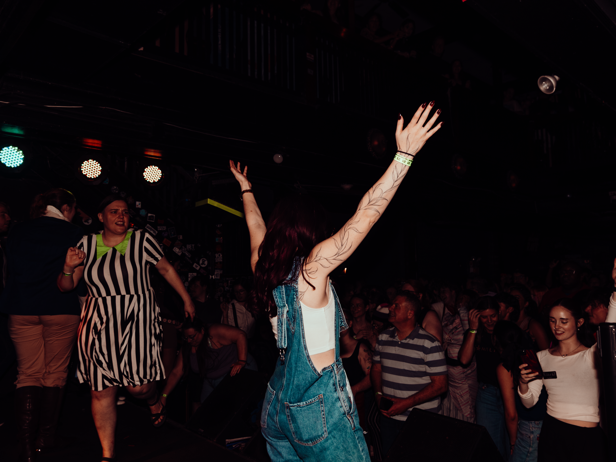 broadway rave-17.png