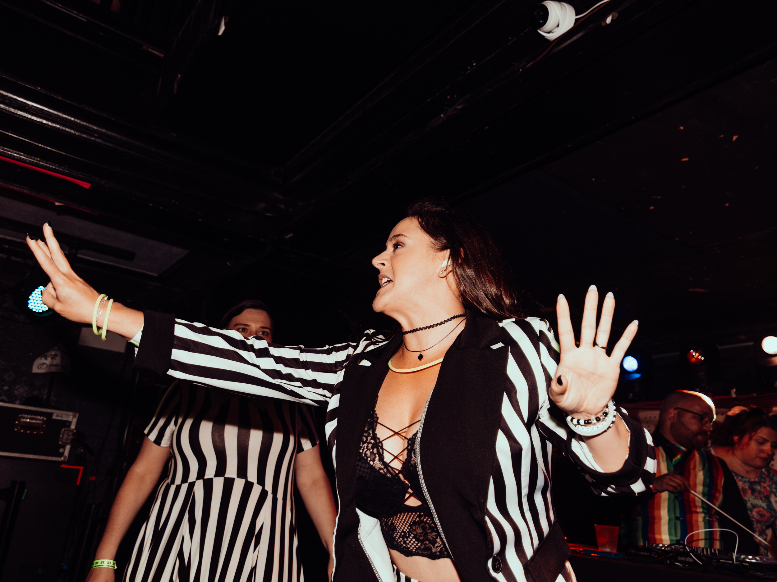 broadway rave-18.png