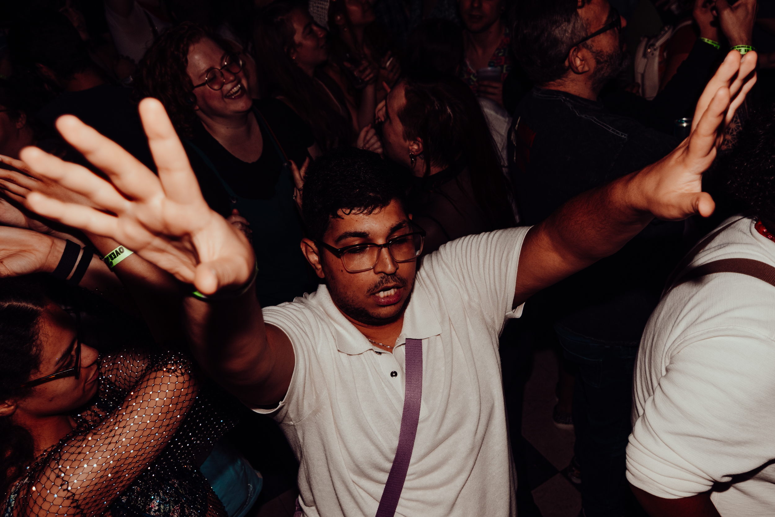 broadway rave-43.png