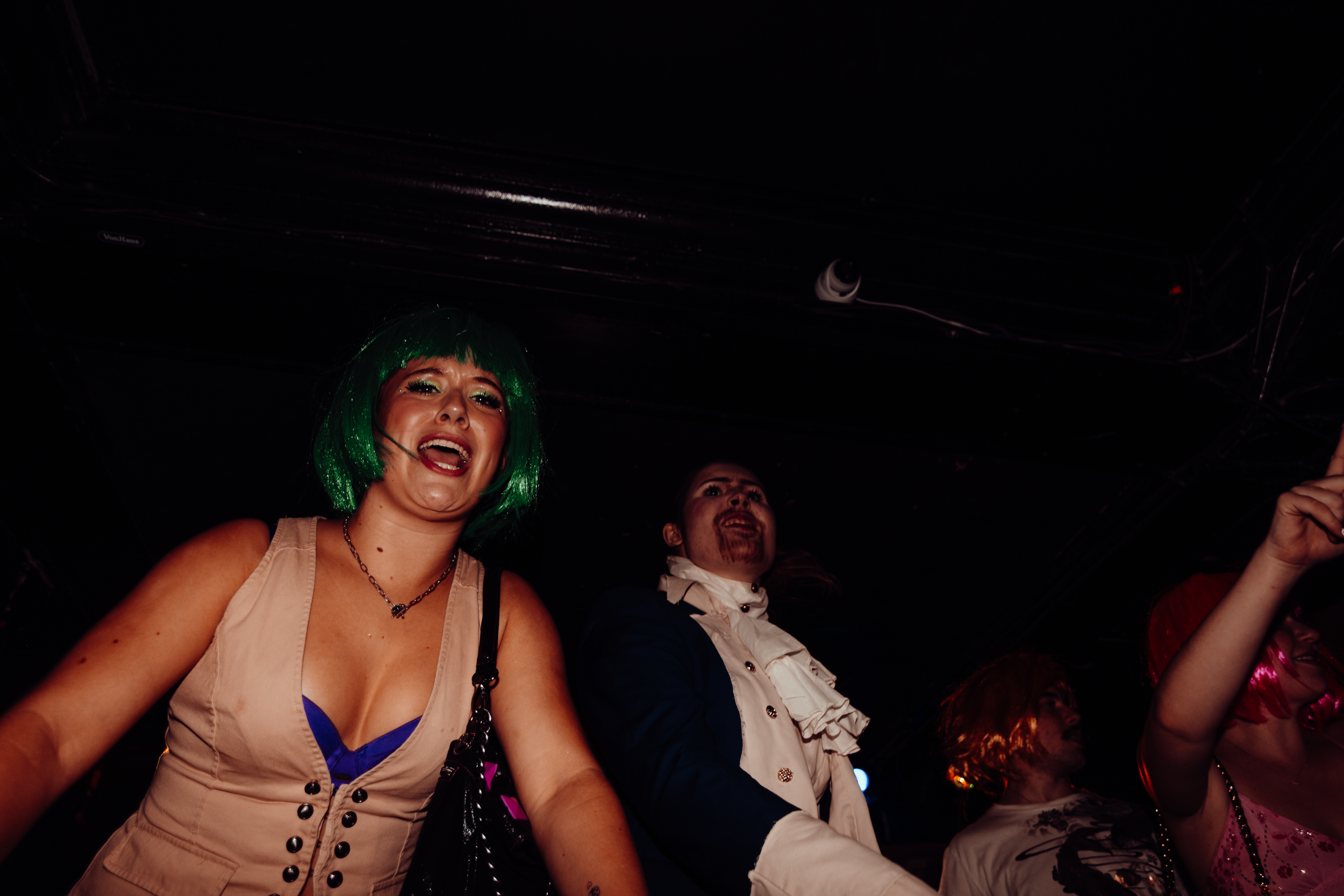 broadway rave-56.png