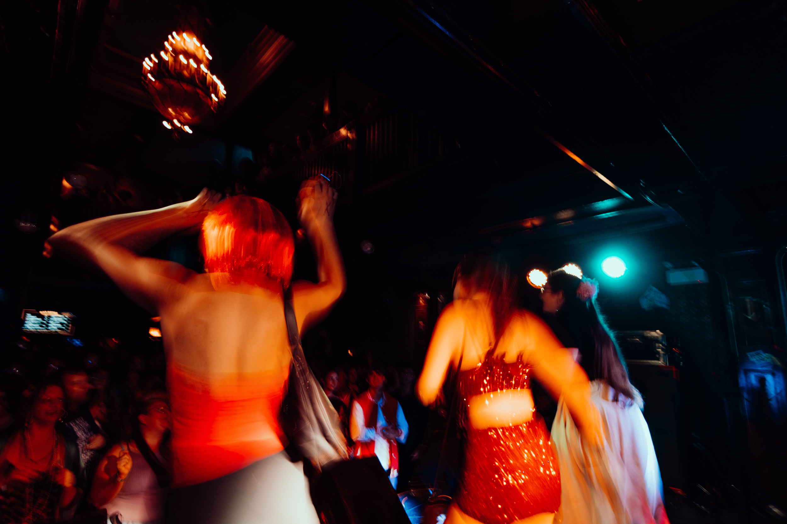 broadway rave-33.png