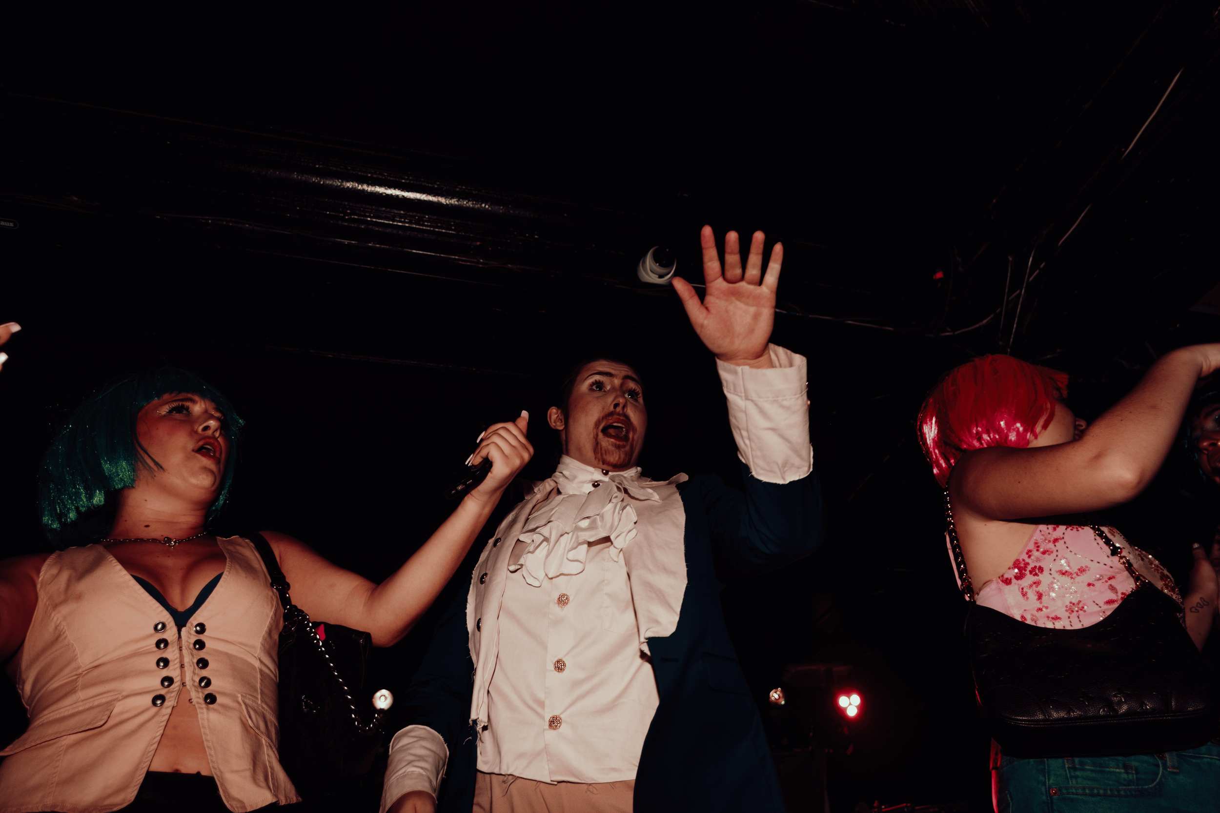 broadway rave-57.png