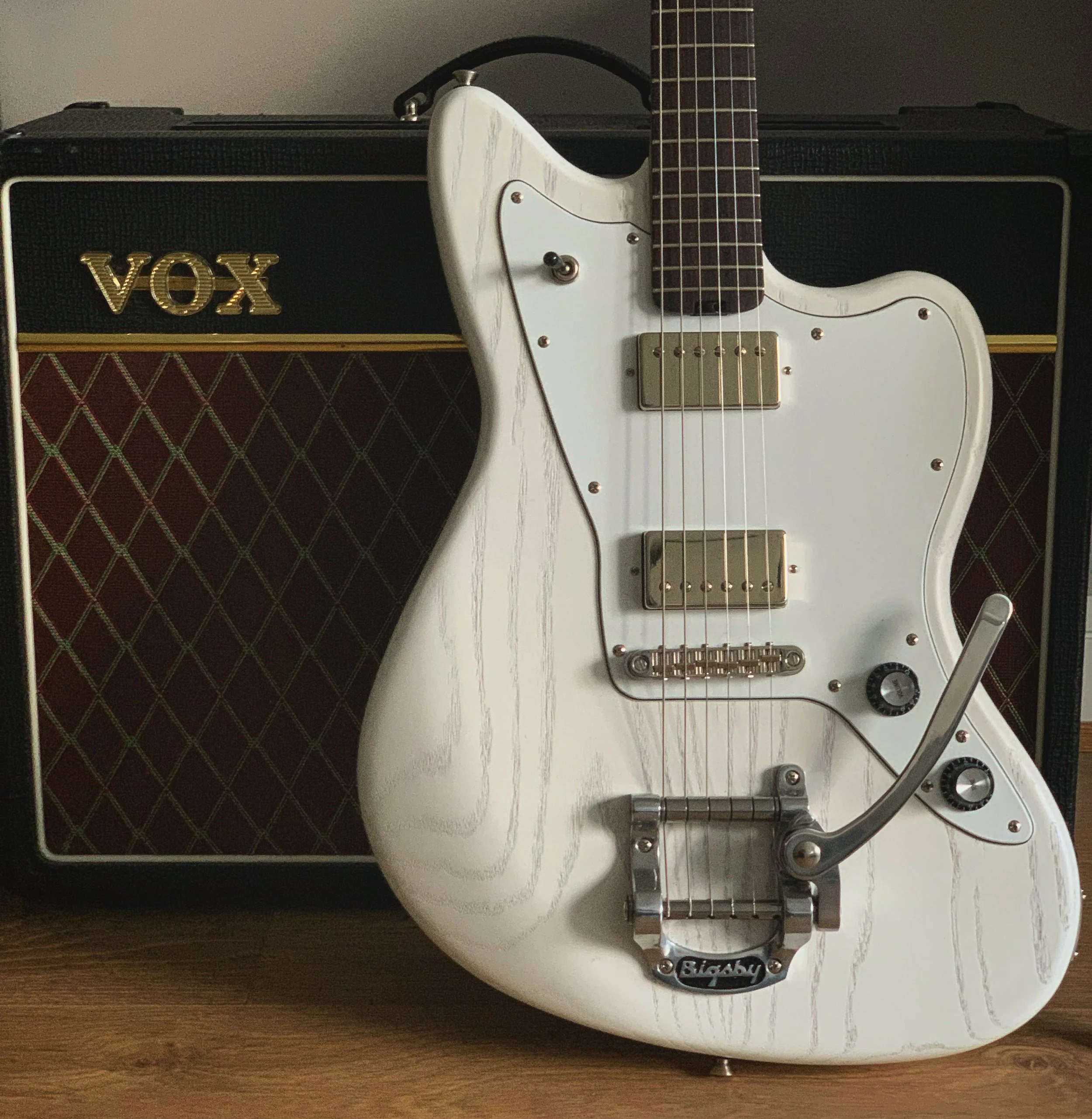 Nova — Farro Guitars