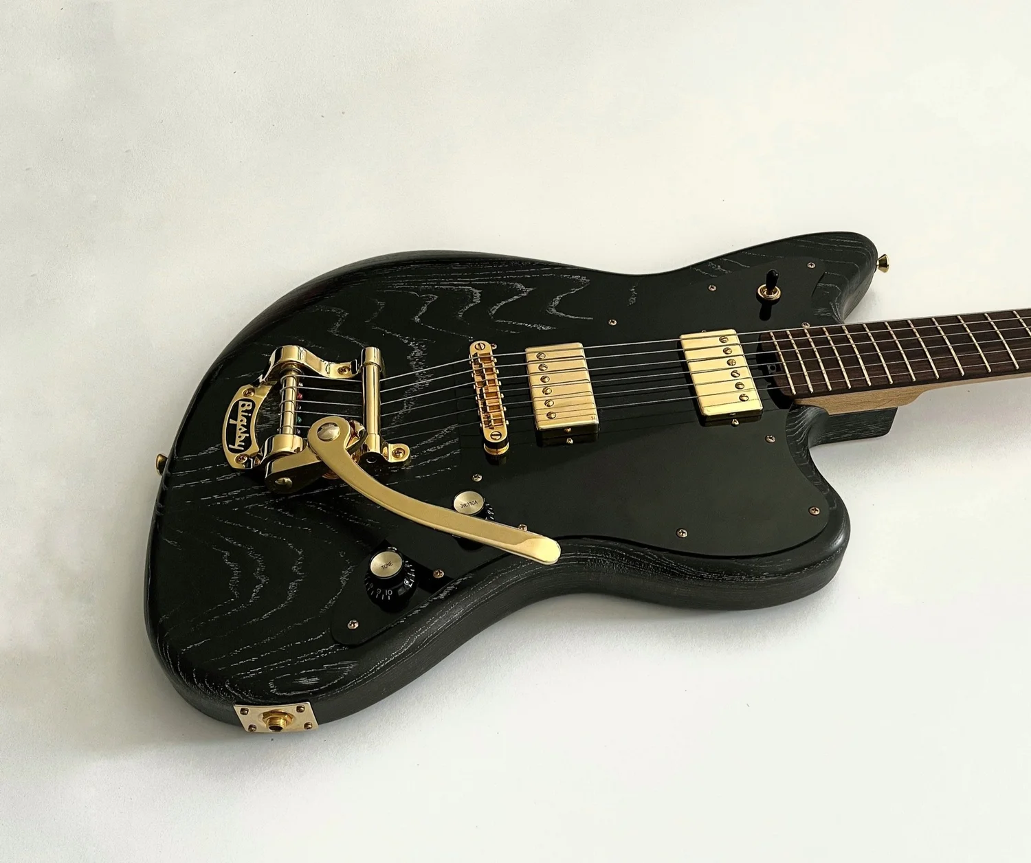 Nova — Farro Guitars
