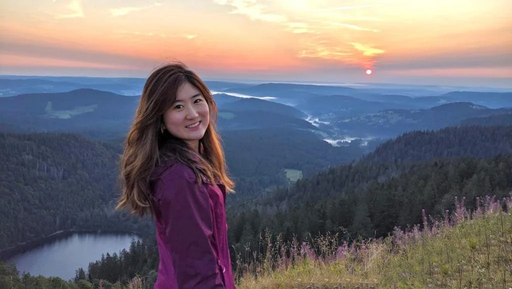 Emily is a jet-setting FP&A Manager traveling between the Philippines to Singapore