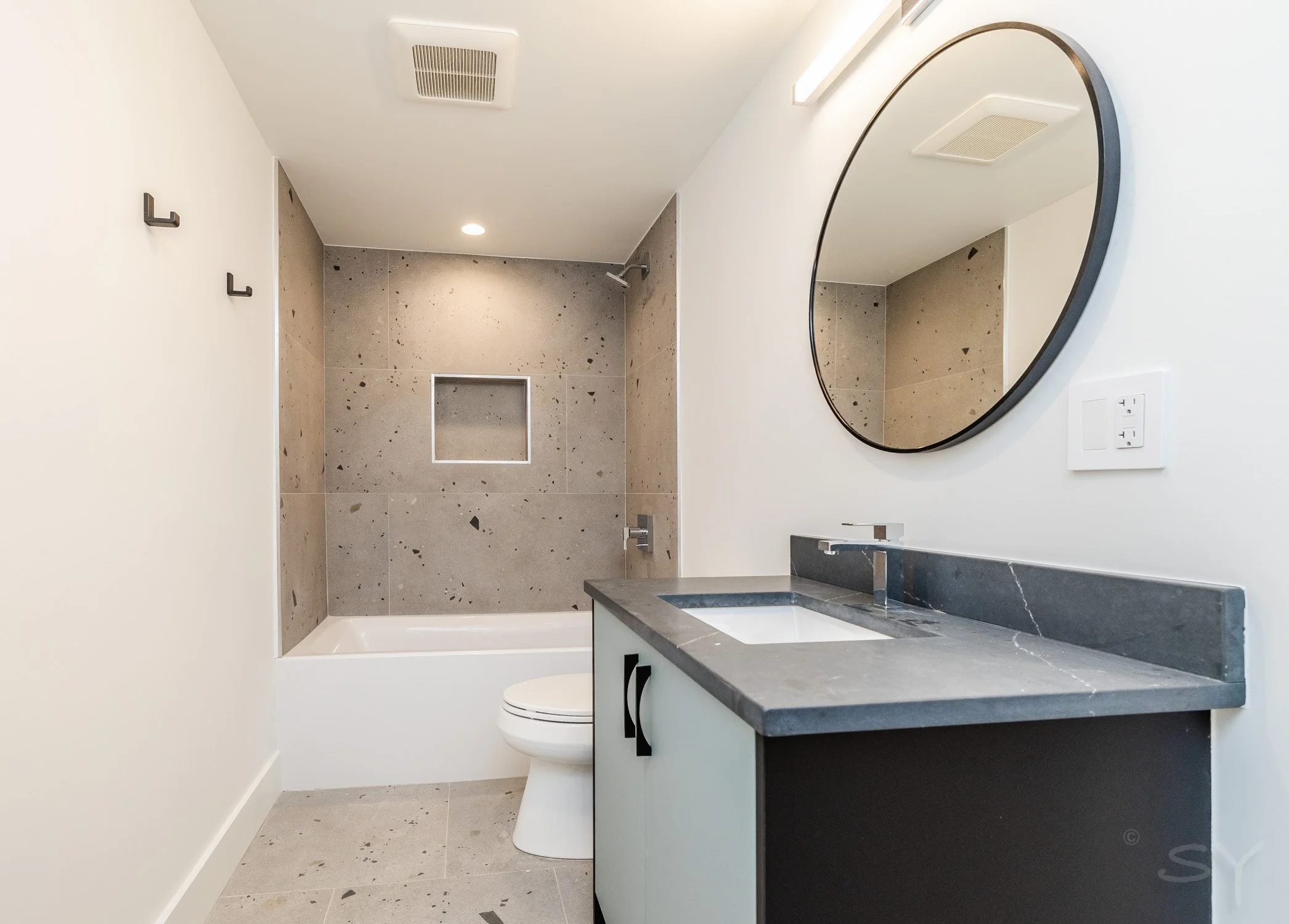 2715 Reese Ave-157 (3).jpg