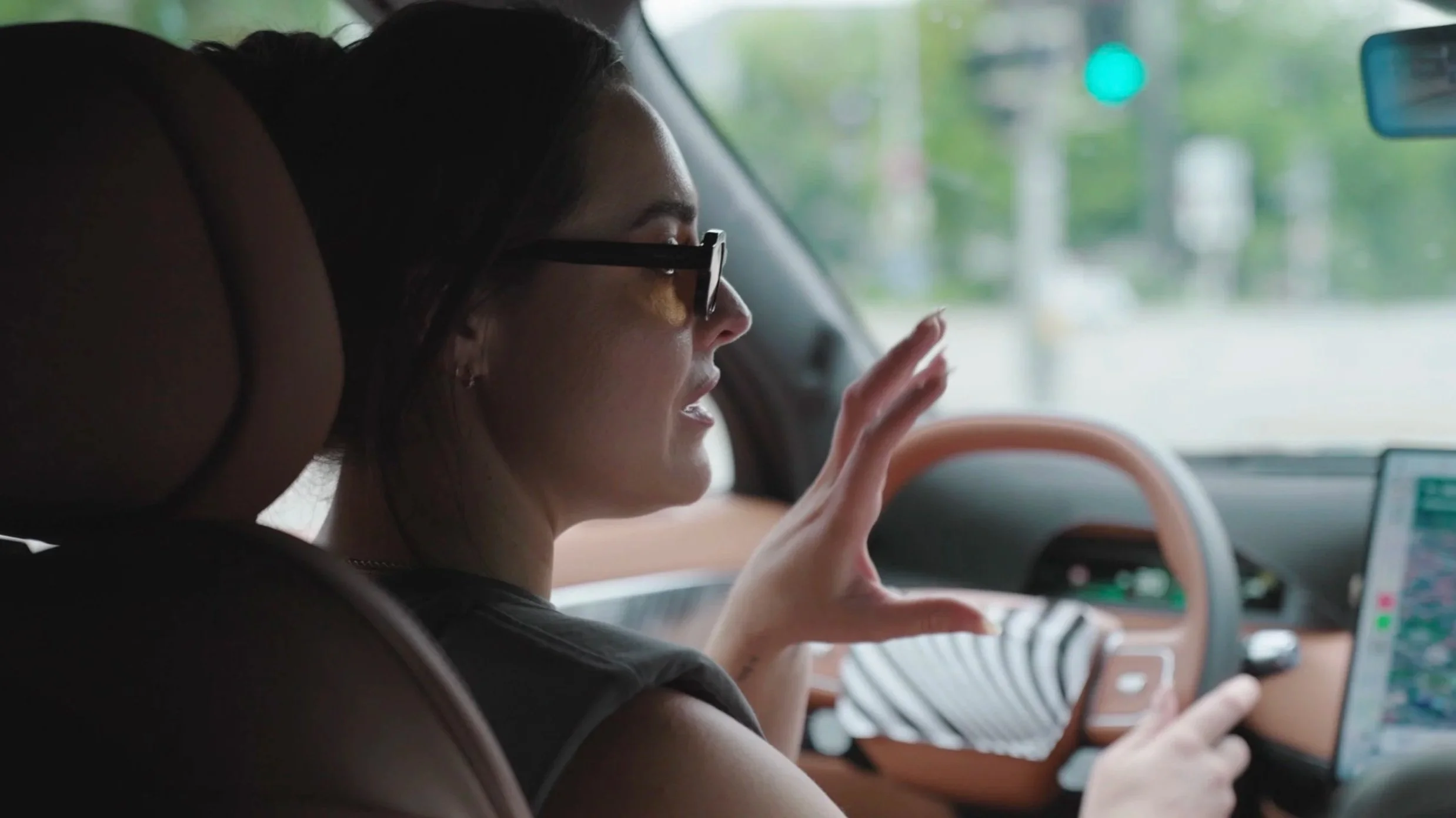 Film8 Produces XPENG G9L’s Global Media Review
