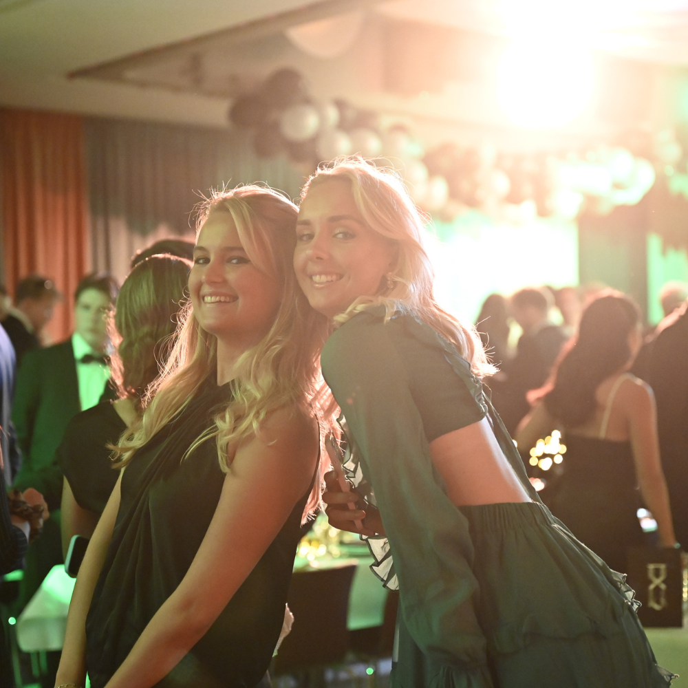 Guests leaving the DKP welcoming event in Stockholm