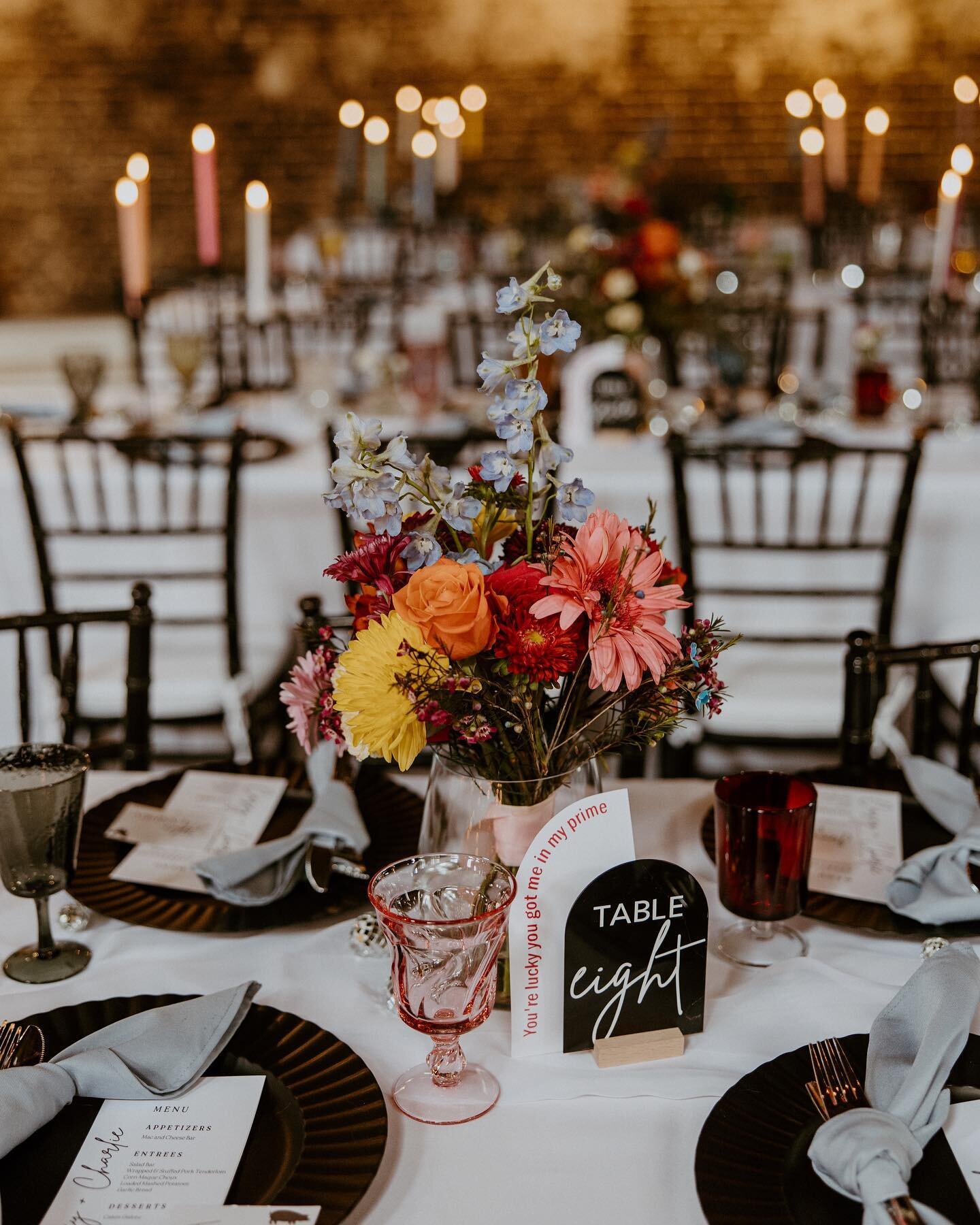 Favorite floral and reception details ever 😍😍