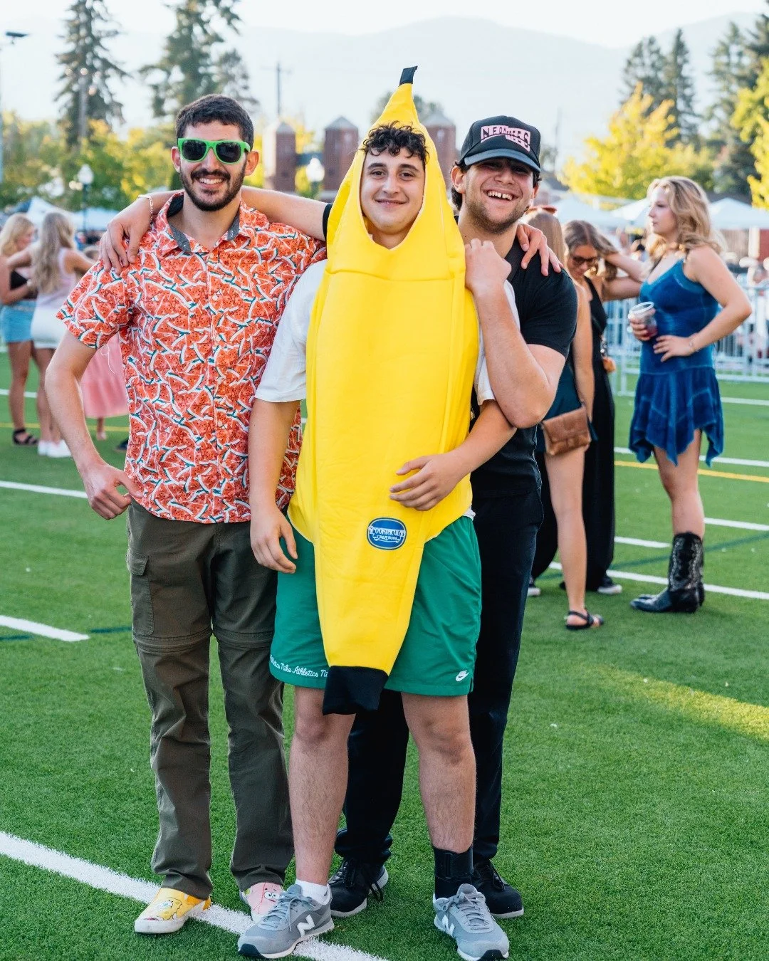 now let&rsquo;s do a silly one 😜✌️

📸 @babe__raham_lincoln