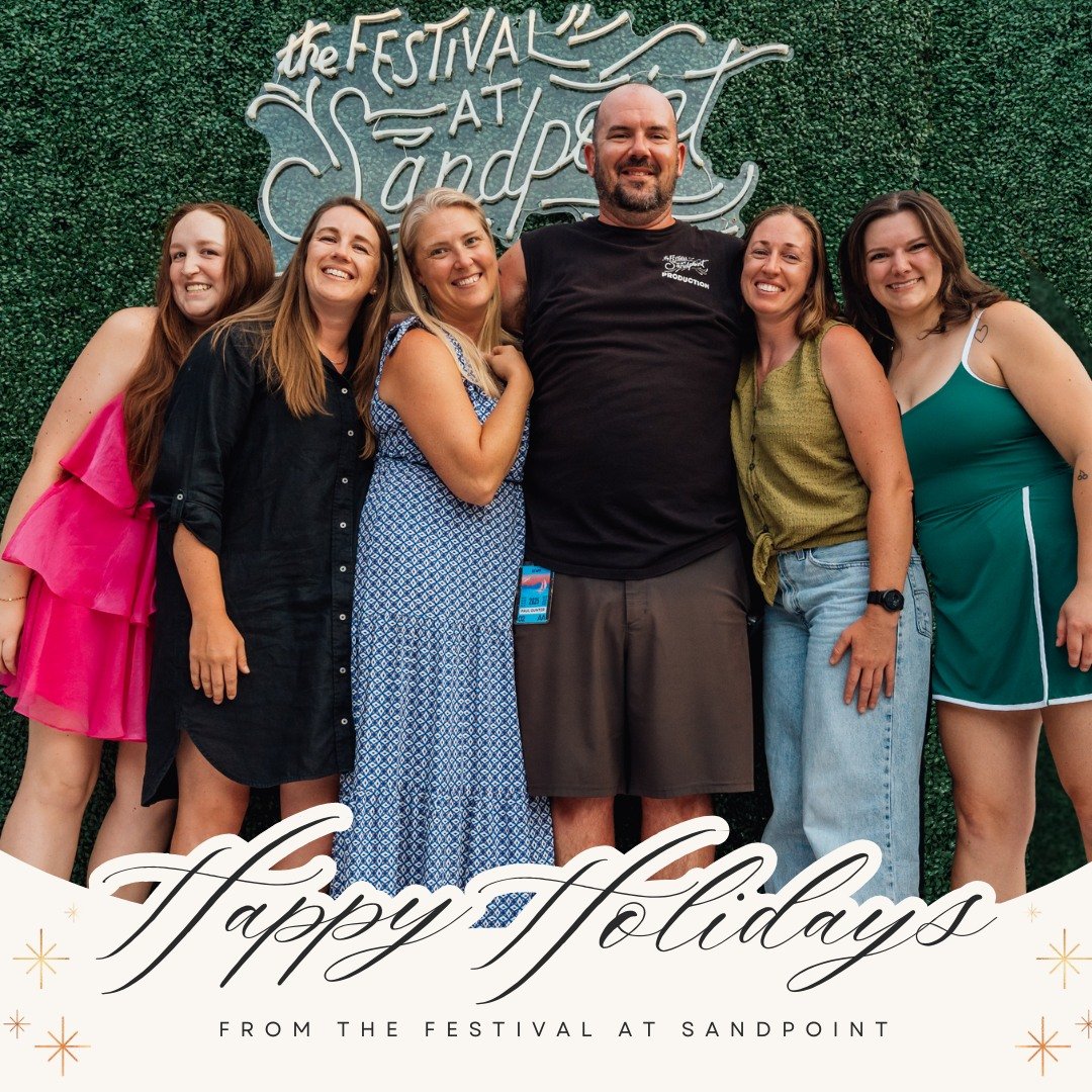 Merry Christmas and happy holidays from all of us at the Festival at Sandpoint! 🎄🎁

📸 @babe__raham_lincoln