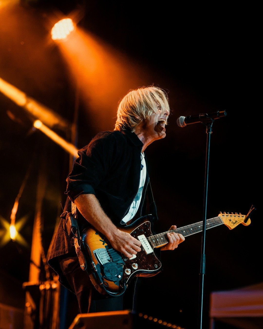 We were &ldquo;meant to live&rdquo; to experience @switchfoot with @ethanrburdick live in concert.

📸 @babe__raham_lincoln