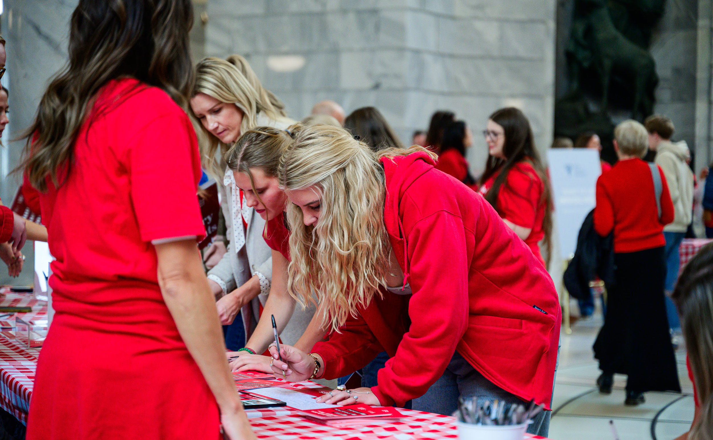 Voices: Yes, smartphones are disruptive to Utah students. So are guns.