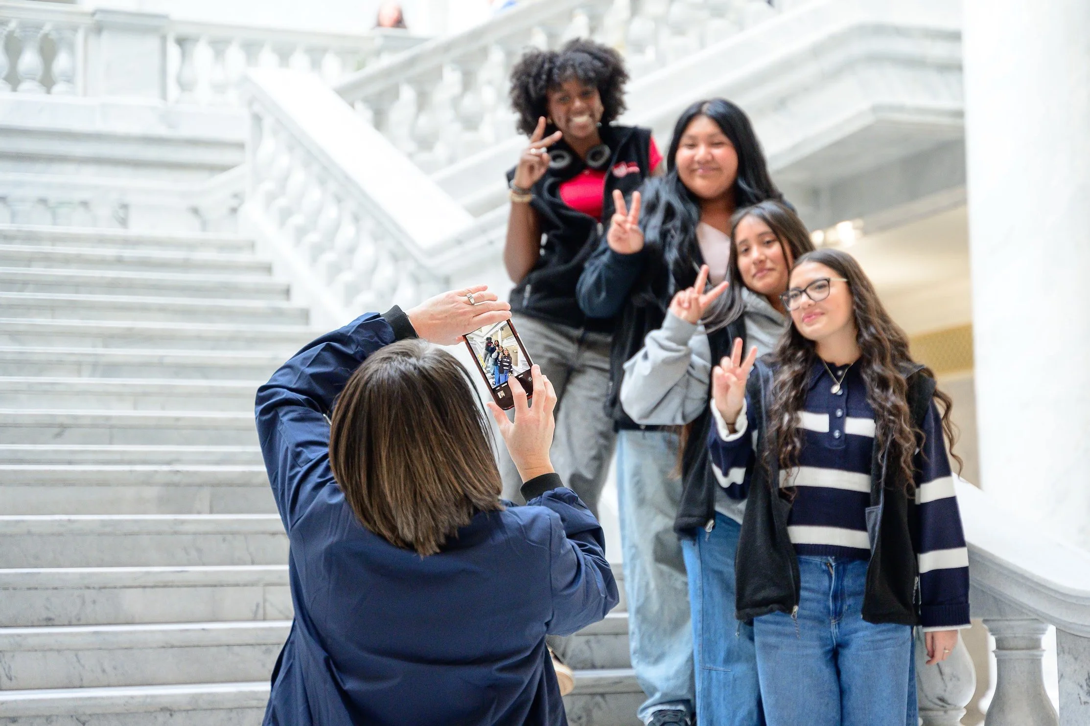 New Utah bill would institute statewide ban on cellphones in public schools